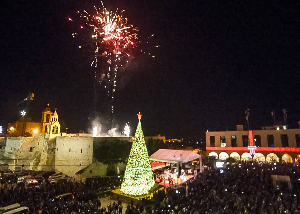 حفل إضاءة شجرة عيد الميلاد المجيد في مدينة بيت لحم