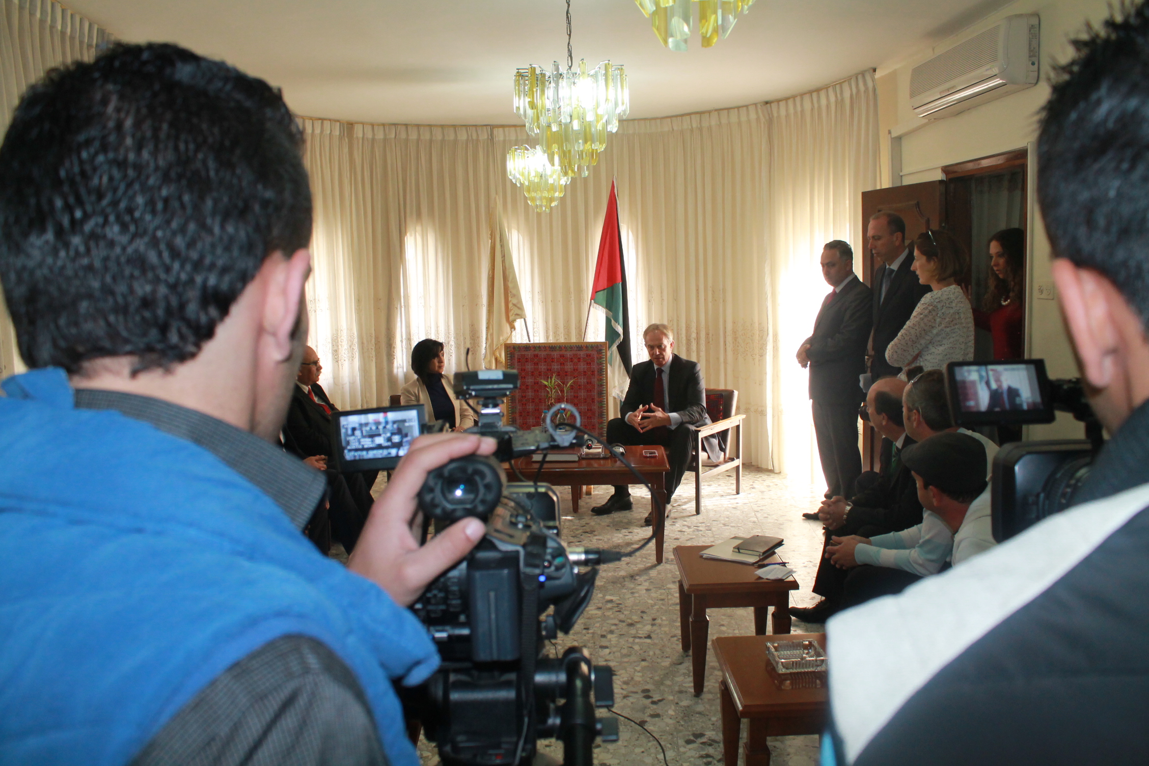 طوني بلير يزور بلدية بيت لحم لمناقشة العديد من القضايا للنهوض بالمدينة 