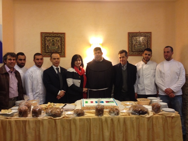 ايطاليا تمنح رئيسة بلدية بيت لحم رتبة قائد لوسام نجمة التضامن الإيطالي