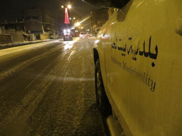 غرفة طوارىء بلدية بيت لحم تسيطر على حالات الطوارىء وتقدم المساعدة المطلوبة