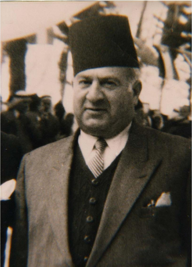 عيسى باسيل البندك (1933 - 1938) و (1946 - 1951)
