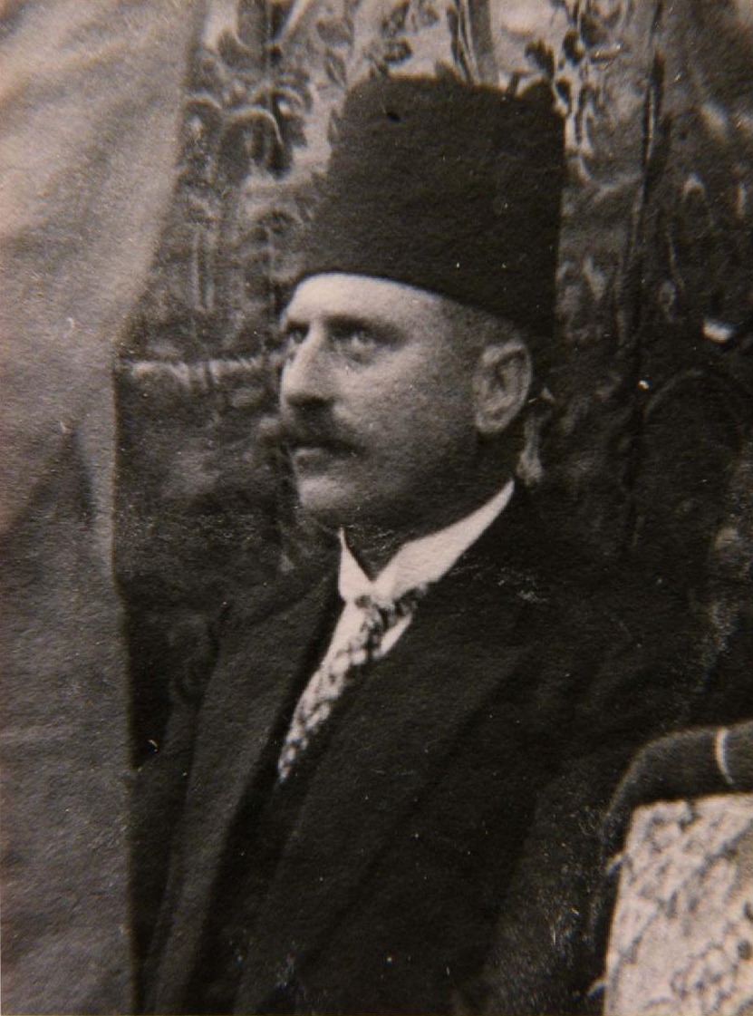 نيقولا عطا الله شاهين (1928 - 1932)
