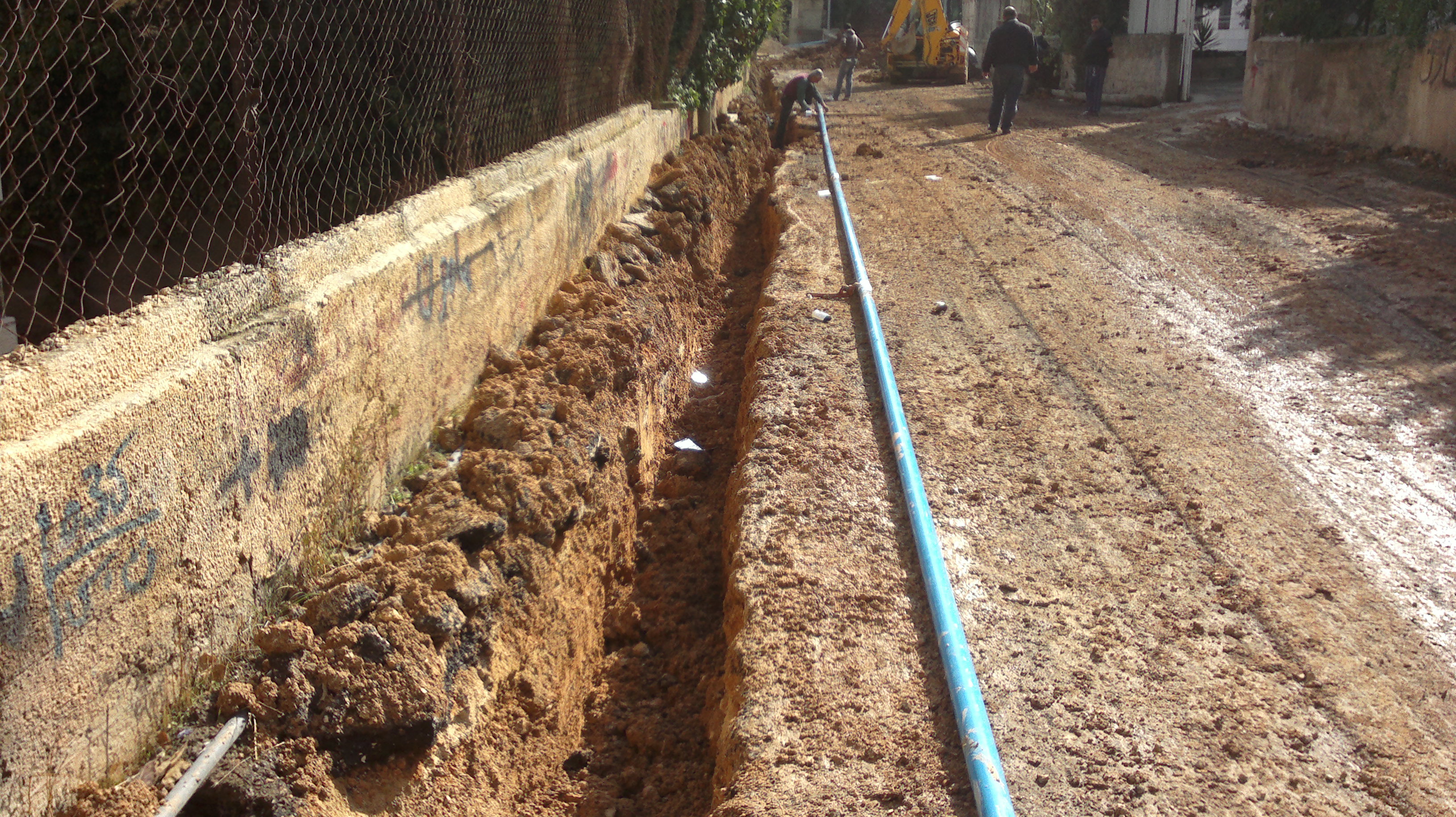 تعبيد شارع الجبل بالاضافة الى أعمال رئيسية أخرى