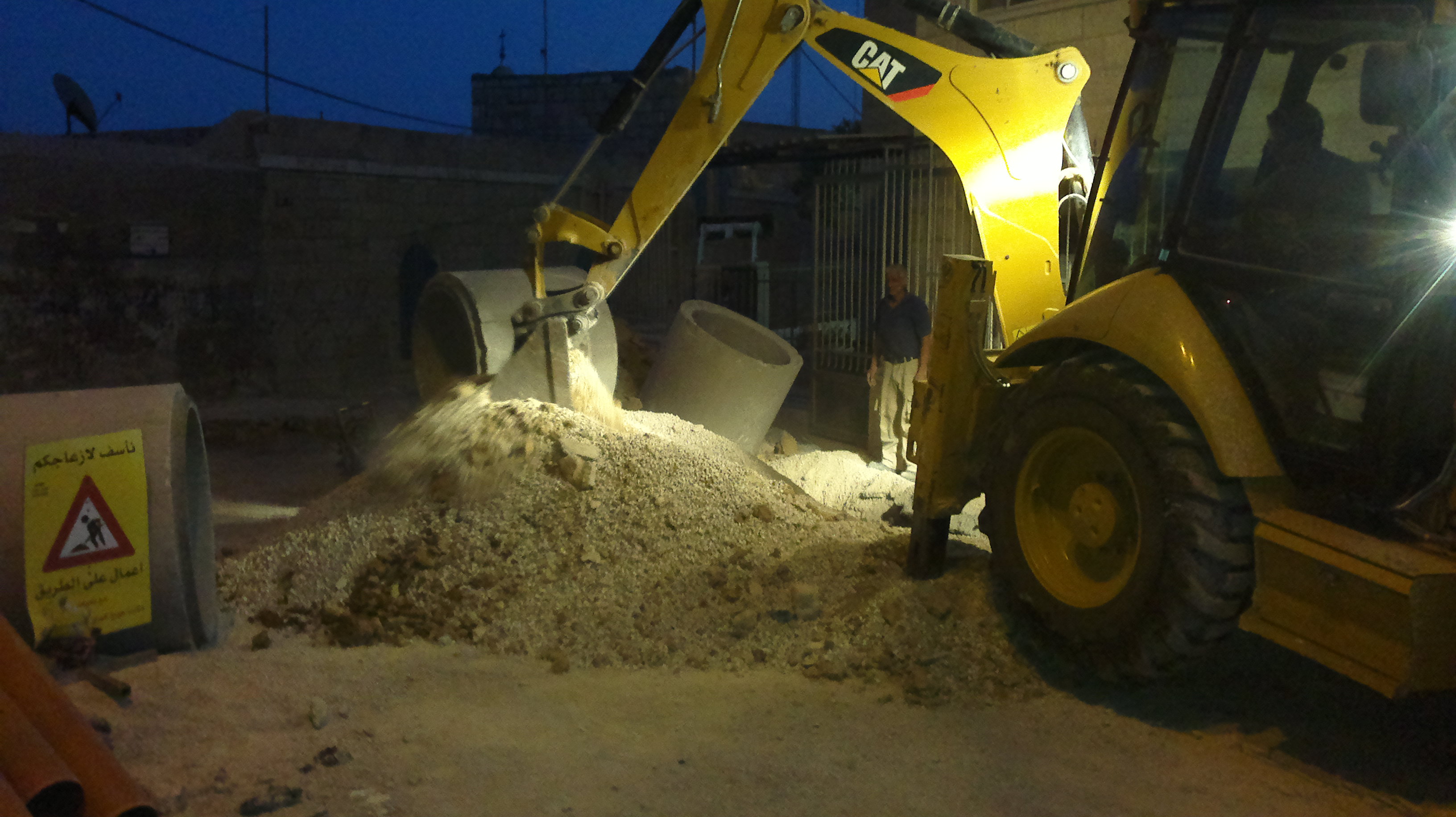  بلدية بيت لحم تقوم بعدة أعمال في شارع الباطن ضمن مشروع اعادة تأهيل الطرق الداخلية في المدينة