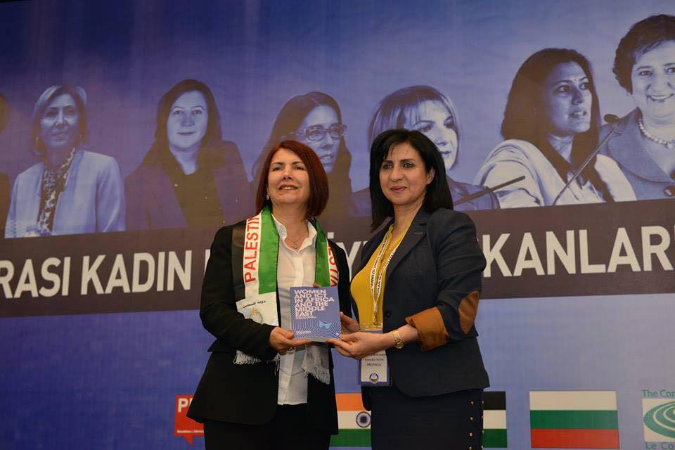 رئيسة بلدية بيت لحم تشارك في قمة رئيسات البلديات الدولي في تركيا 