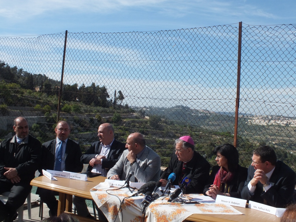 المحكمة العليا الاسرائيلية ترفض المصادقة على اقامة جدار الفصل العنصري على اراضي دير كريمزان 