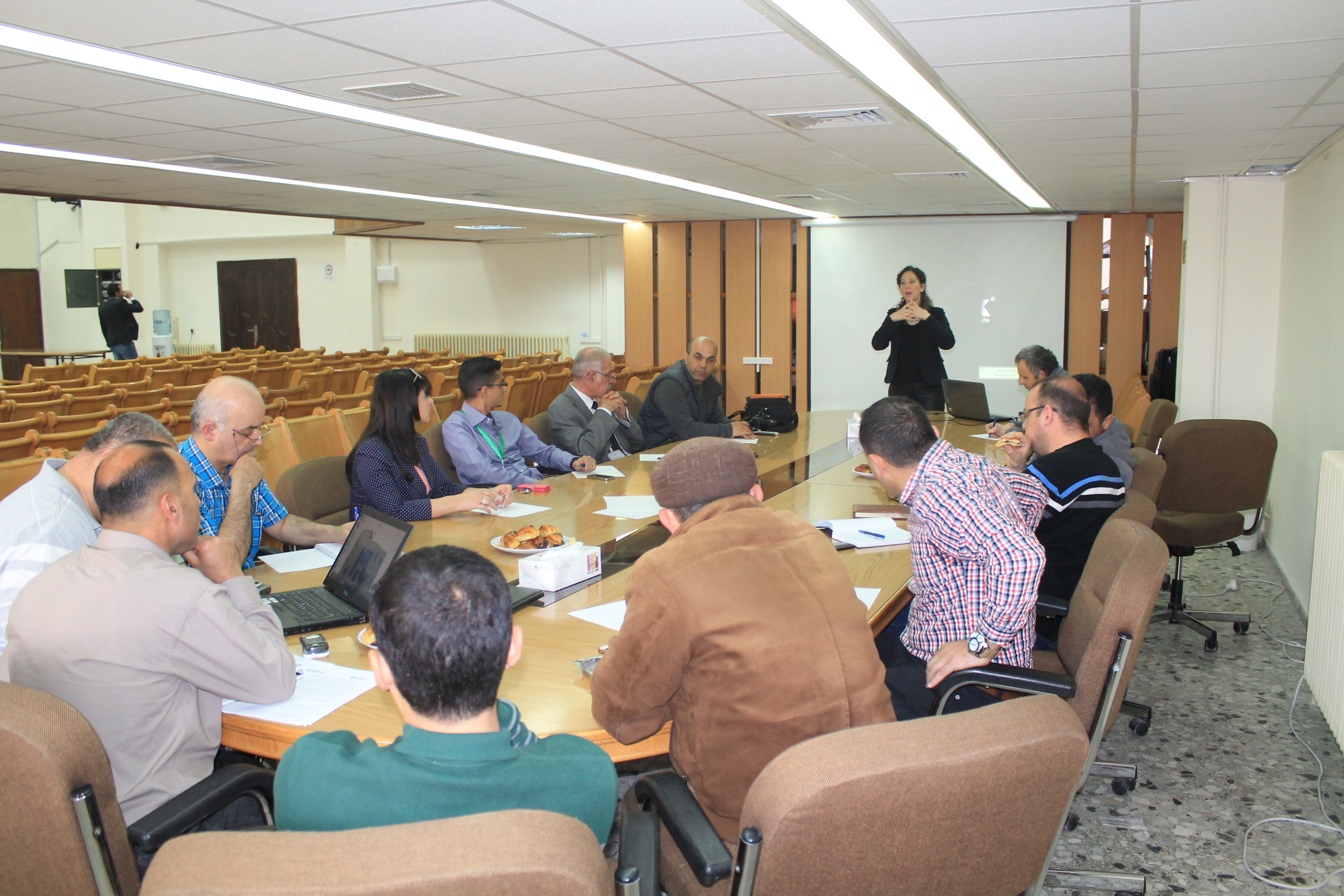 بلدية بيت لحم تقرّ وثيقة سياسة الإفصاح وخطة التواصل وتتخذها نهجاً في عملها