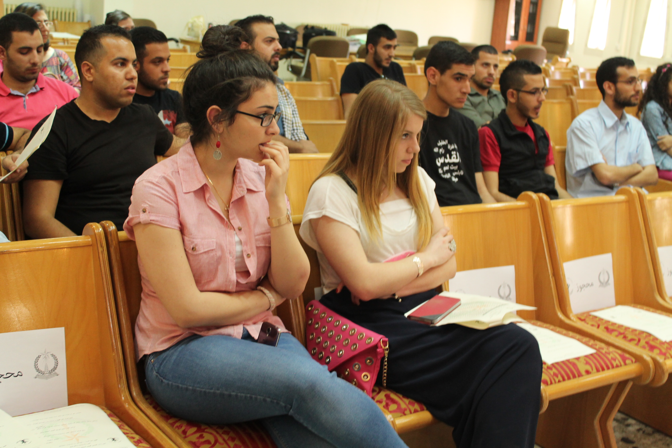 بلدية بيت لحم تنظم المناظرة الانتخابية الخاصة بالمجلس المحلي الشبابي في بيت لحم 