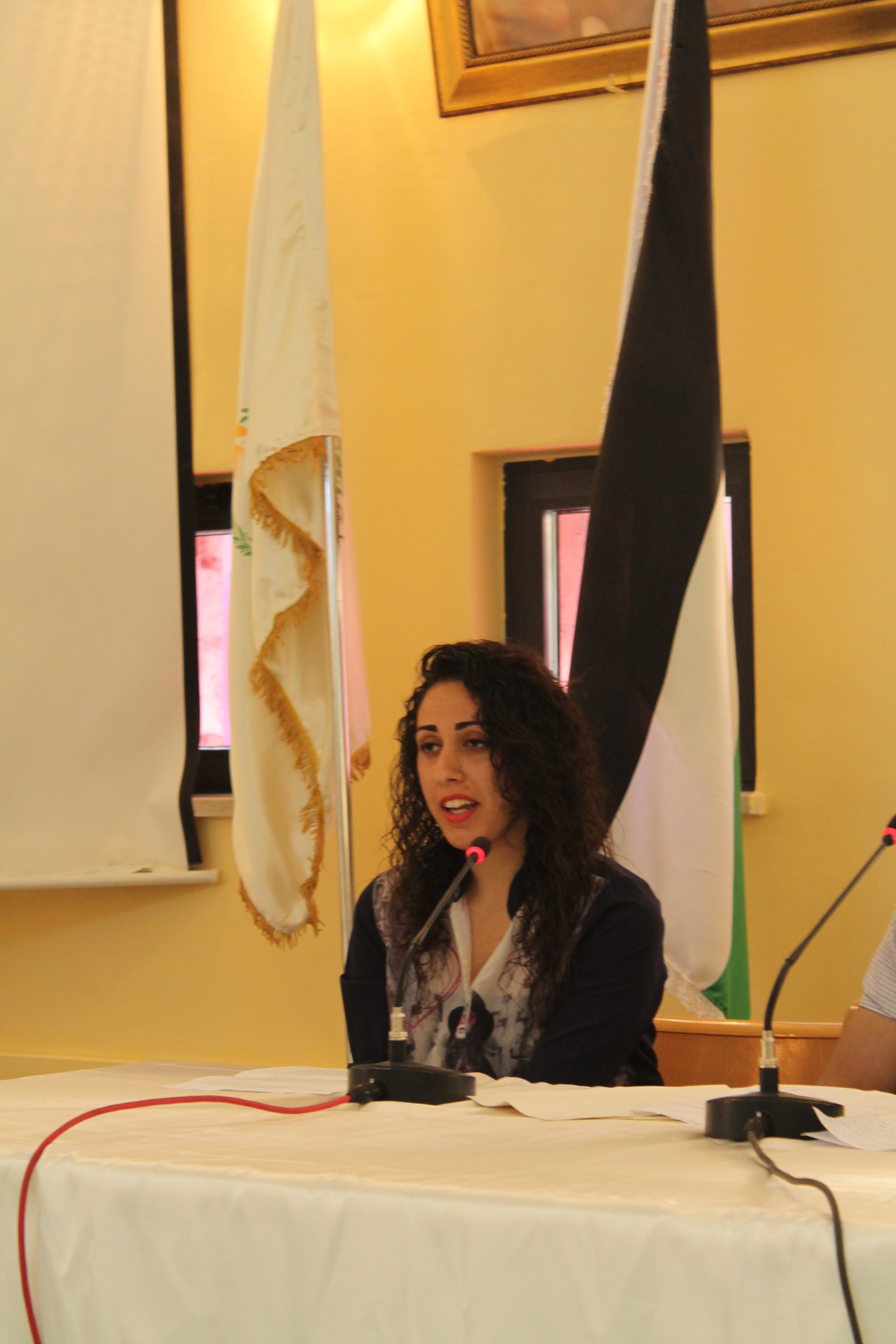 بلدية بيت لحم تنظم المناظرة الانتخابية الخاصة بالمجلس المحلي الشبابي في بيت لحم 