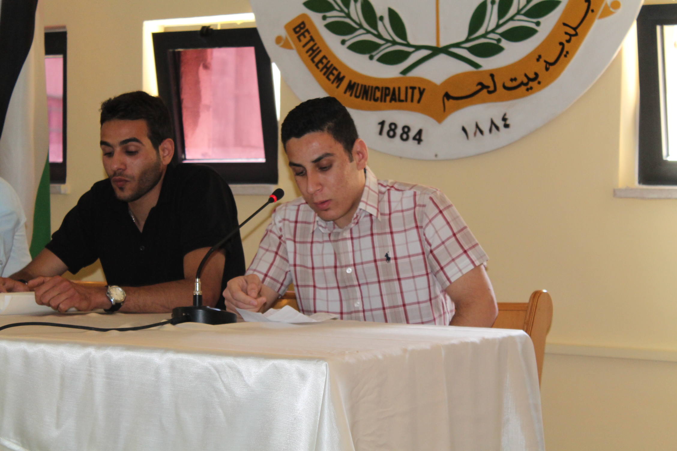 بلدية بيت لحم تنظم المناظرة الانتخابية الخاصة بالمجلس المحلي الشبابي في بيت لحم 