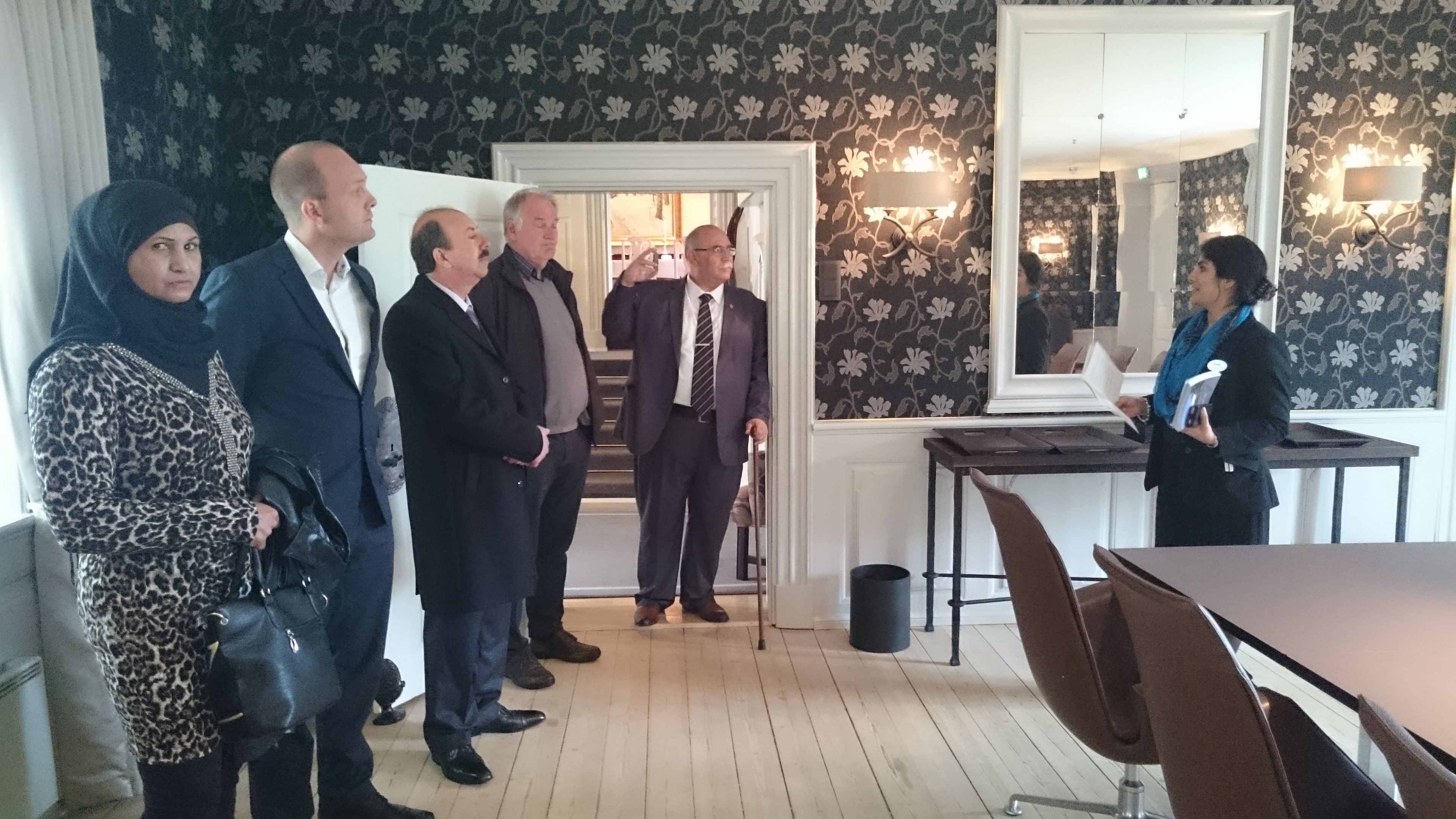 وفدٌ من بلدية بيت لحم يزور ساربسبورغ النرويجية لتعزيز أواصر الصداقة والتعاون 