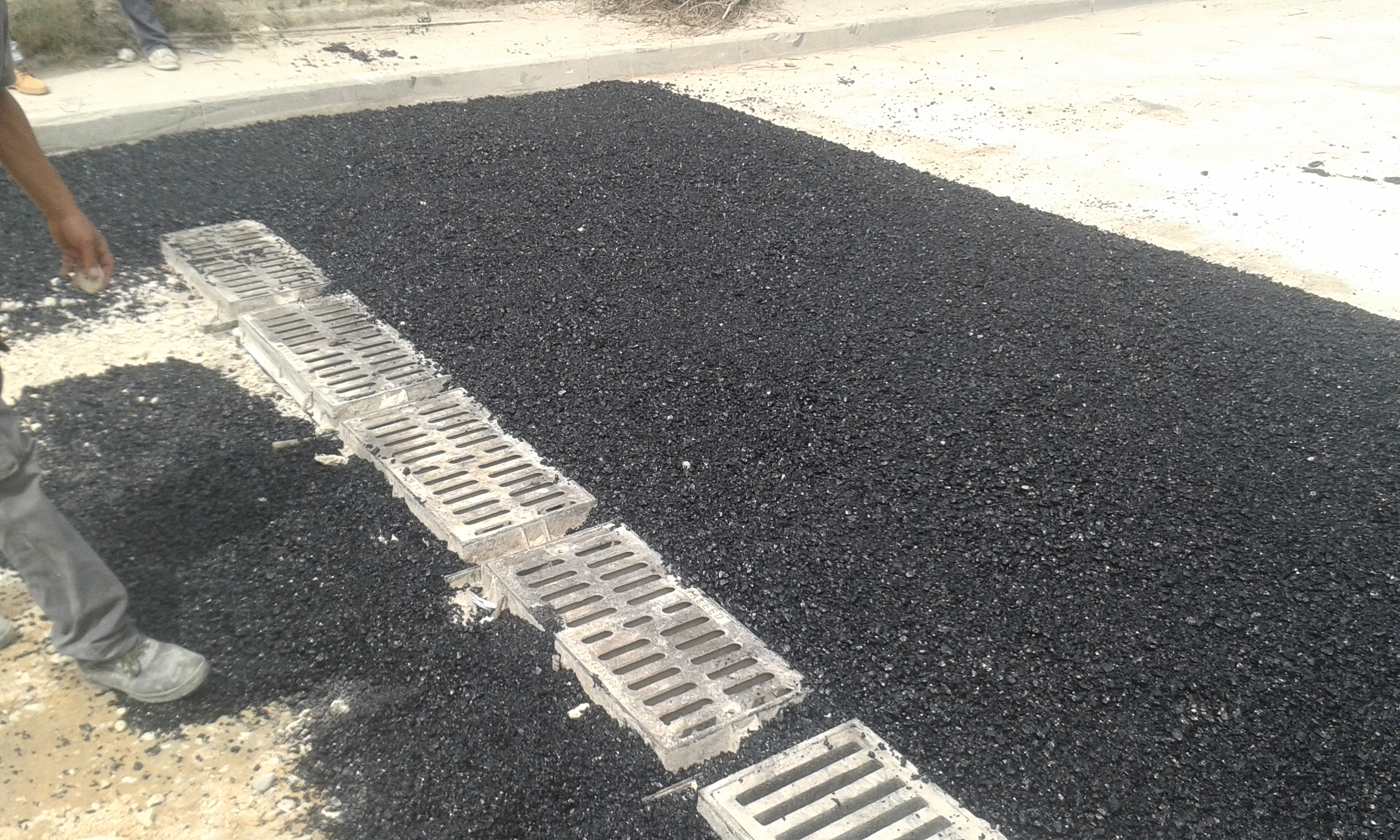 بلدية بيت لحم تنهي أعمال تعبيد وتأهيل شارع الكرمل ومقطع متفرع من شارع المياه