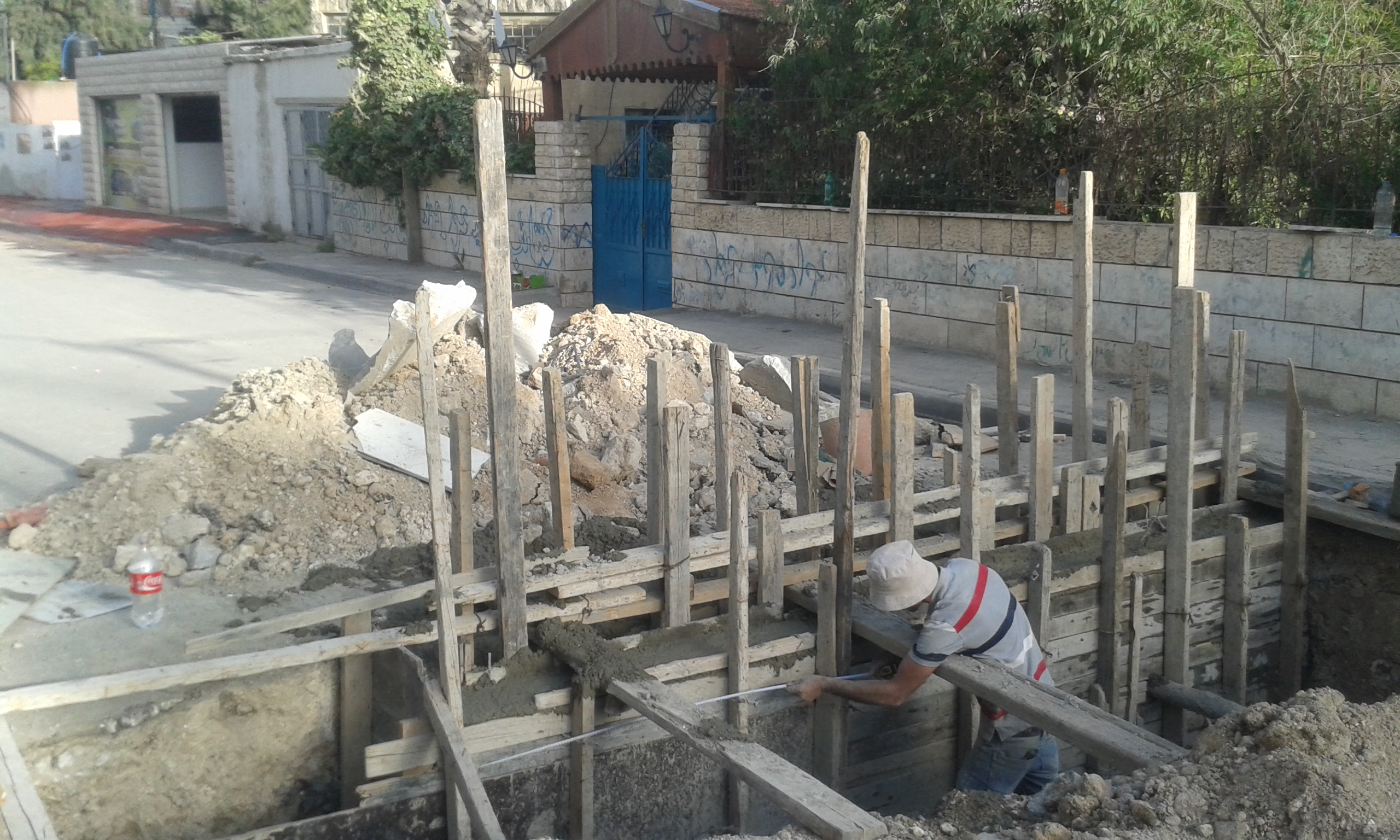 بلدية بيت لحم تنهي أعمال تعبيد وتأهيل شارع الكرمل ومقطع متفرع من شارع المياه