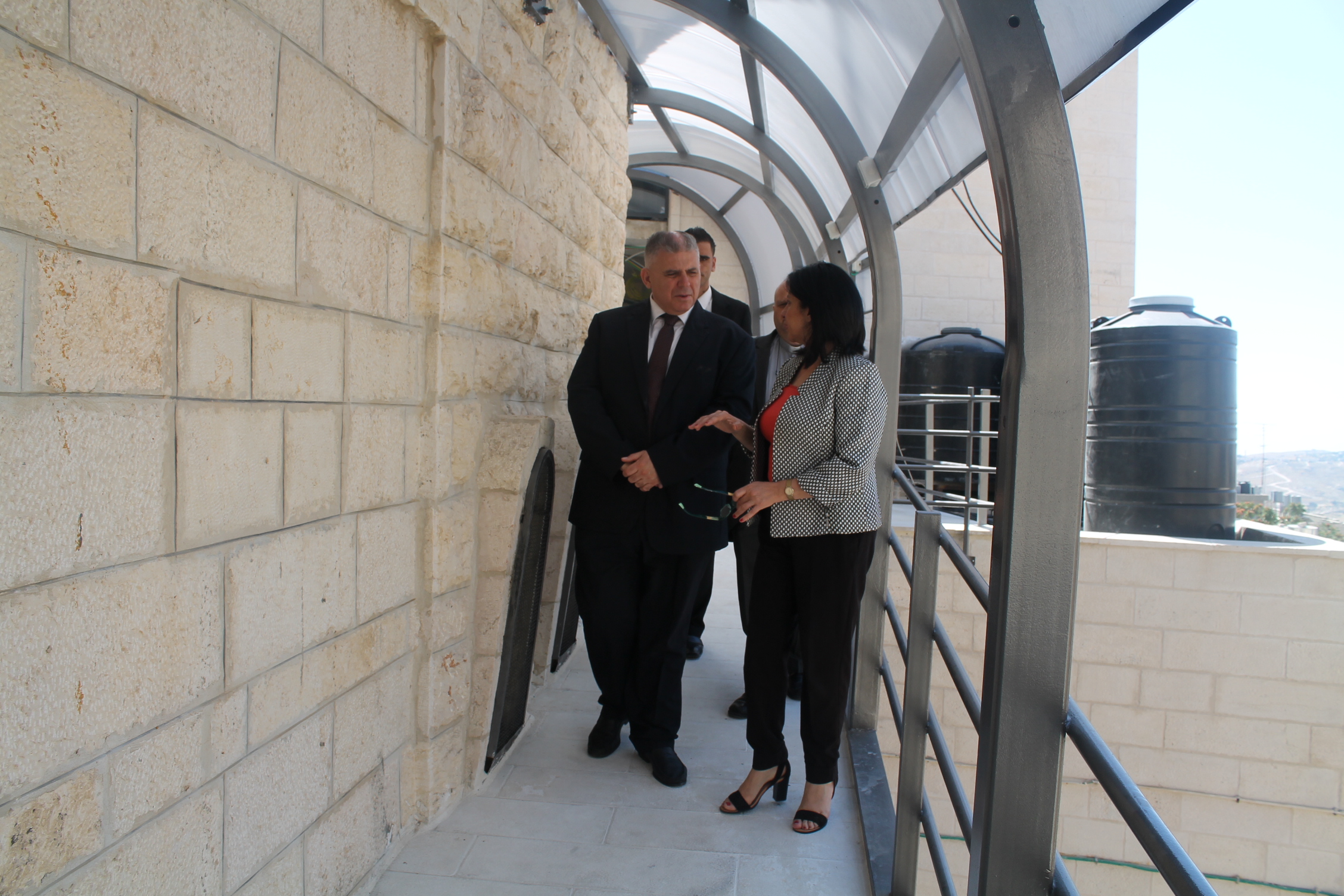 الوزير المالطي د. أنطون ريفالو يزور بلدية بيت لحم