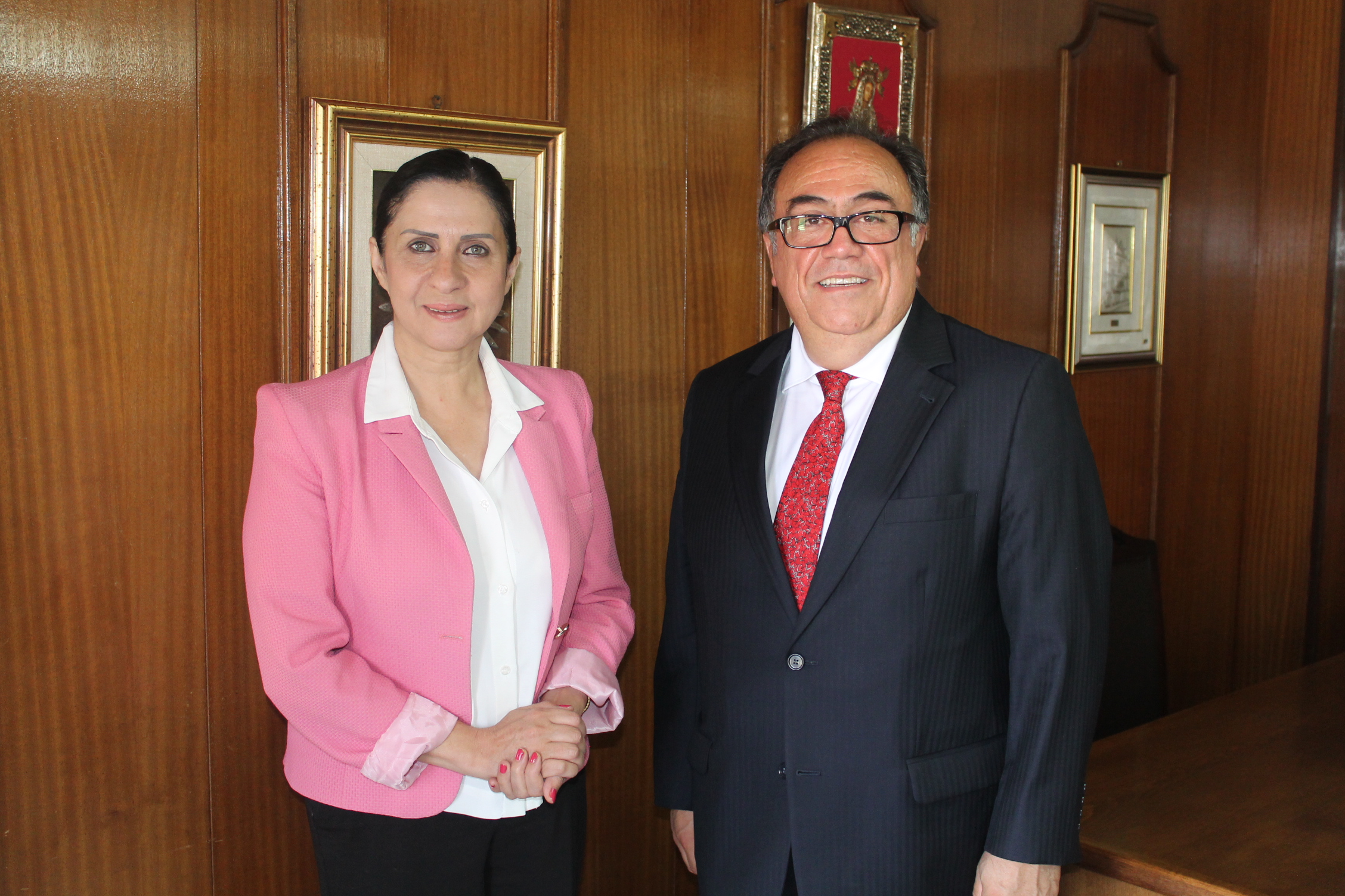 سفير المسكيك في فلسطين يزور رئيسة بلدية بيت لحم لدراسة أفق التعاون المستقبلي 