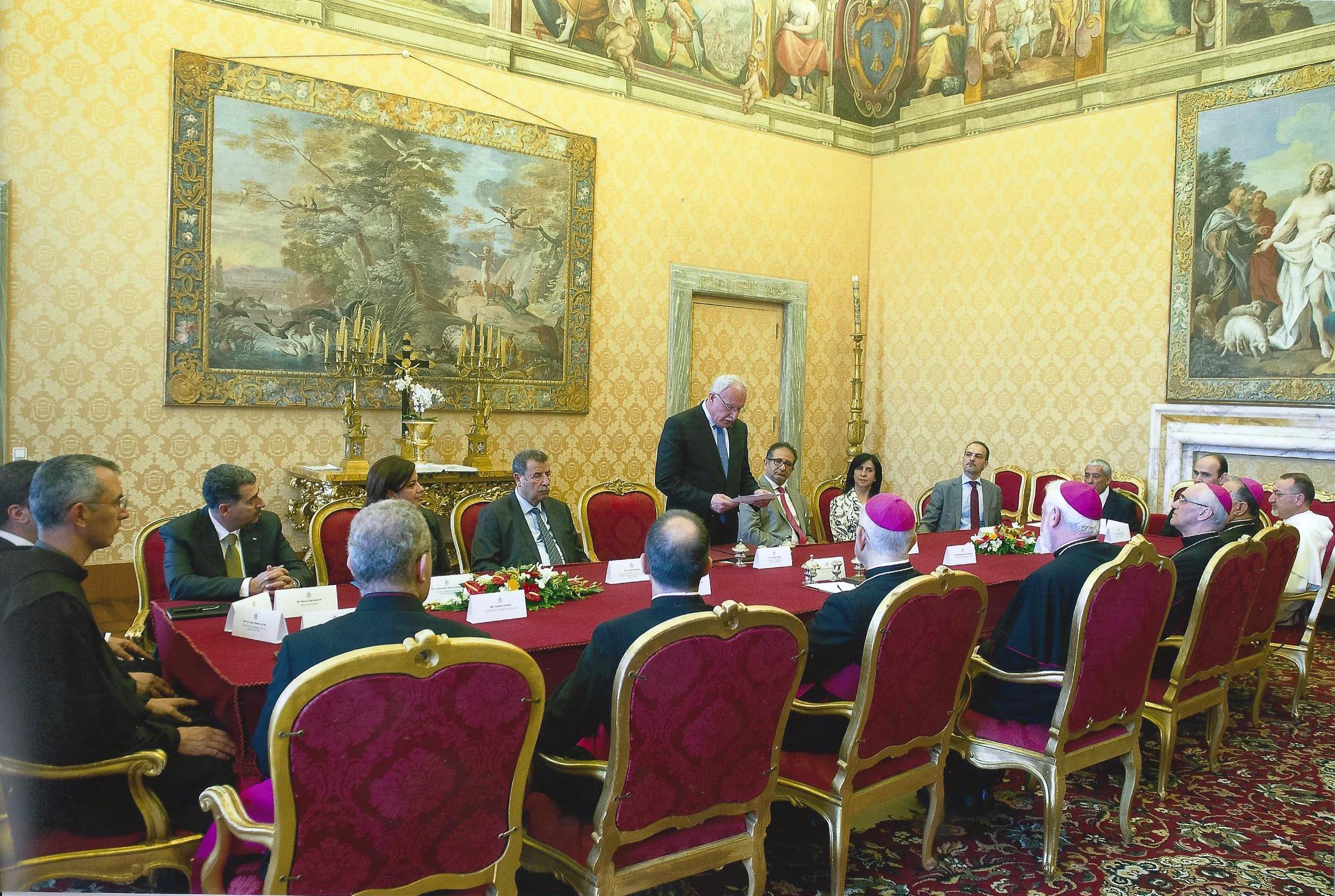 جانب من مشاركة رئيسة بلدية بيت لحم الأستاذة فيرا بابون في مراسم توقيع الإتفاقية الشاملة بين فلسطين ودولة الفاتيكان