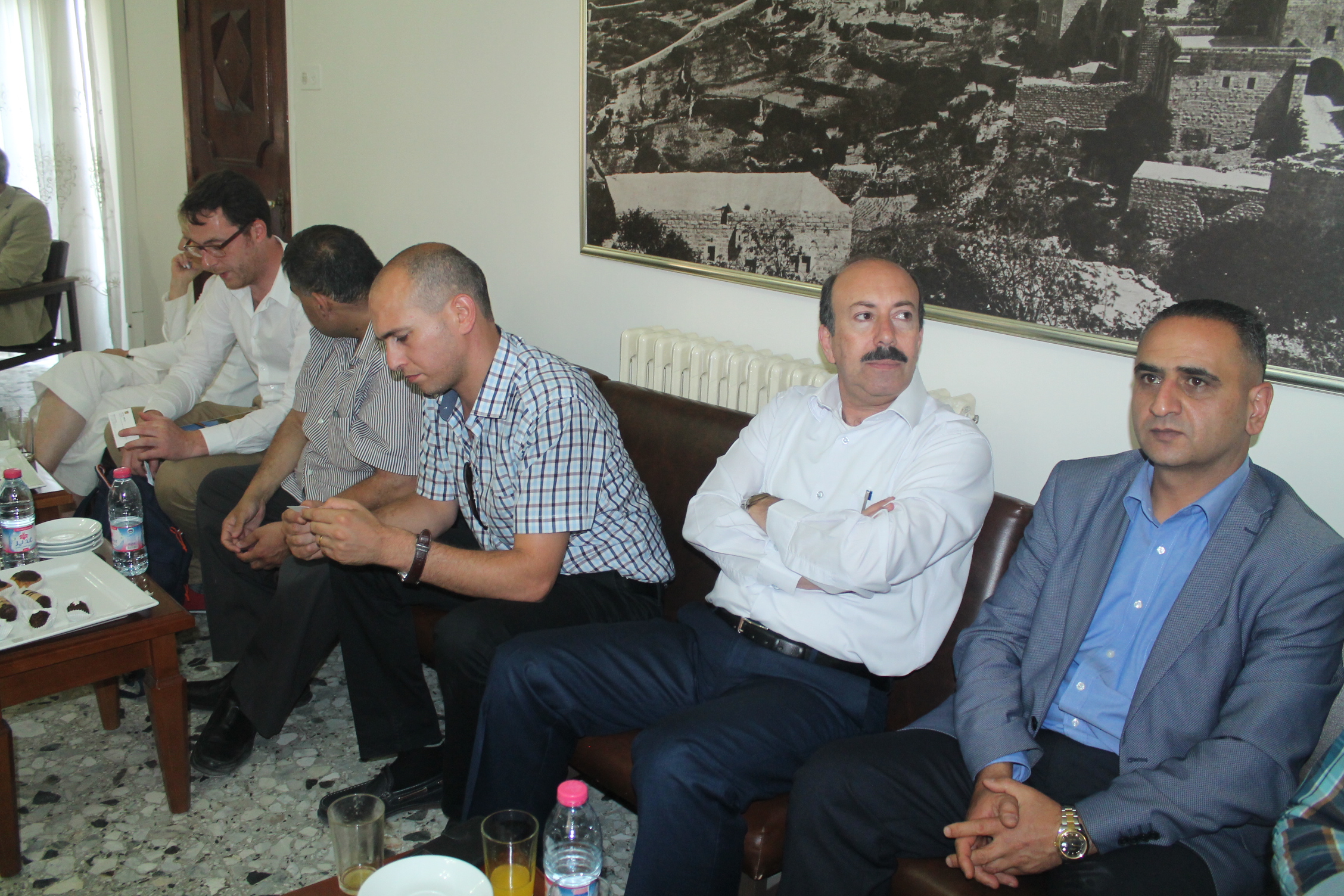 وفد من مقاطعة  أينو البلجيكية يزور بلدية بيت لحم  