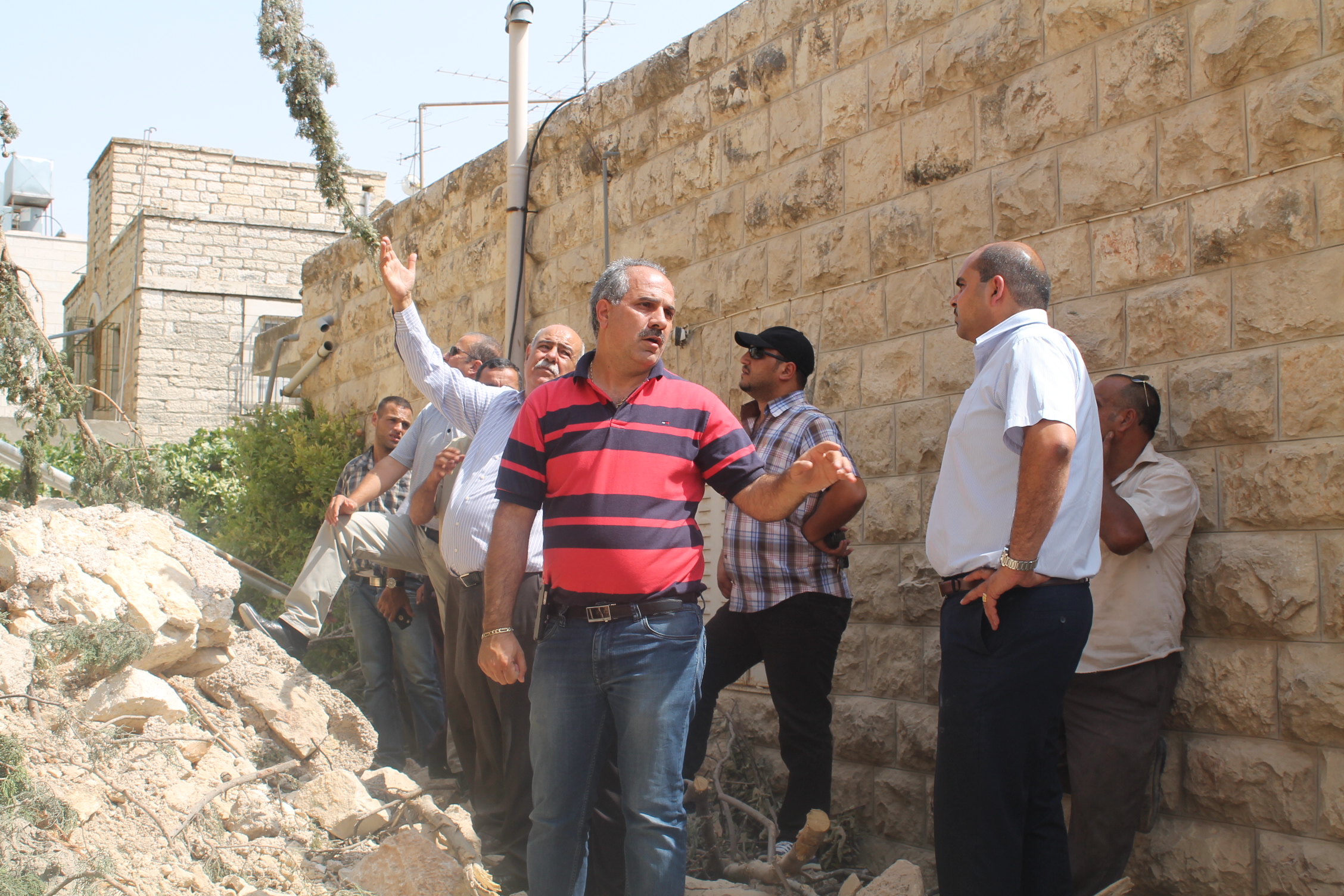 رئيسة بلدية بيت لحم تبحث مع اتحاد المقاولين الفلسطينيين آلية استئناف أعمال مشروع شارع زقاق أبو زيد في واد معالي