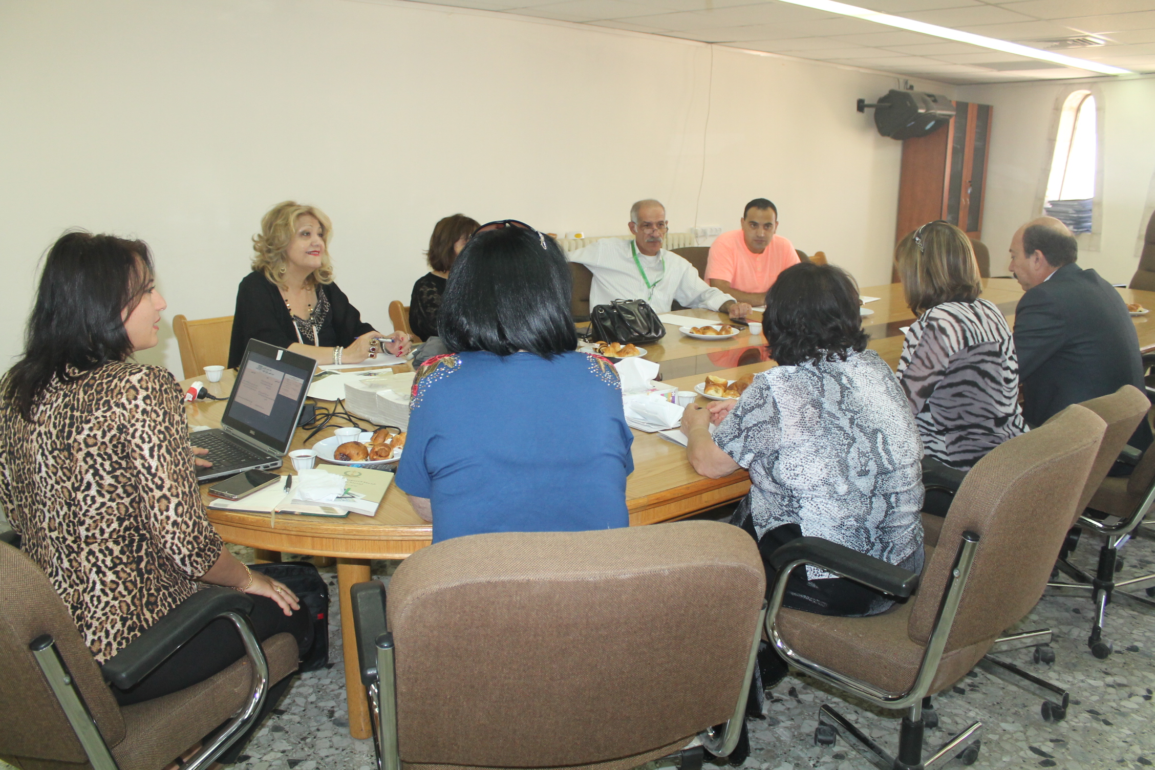 بلدية بيت لحم تعقد اجتماعا لأعضاء فريق التخطيط الأساسي ومنسقي لجان العمل التخصصية لتعديل الإطار الزمني للخطة التنموية الإستراتيجية للمدينة 