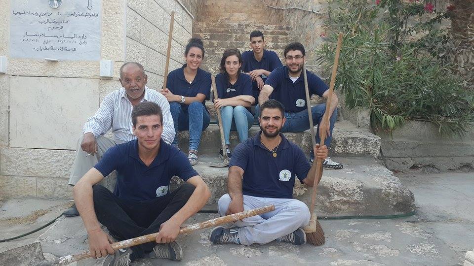 مجلس شبابي بيت لحم يشارك في تنظيف مقبرة الأرمن