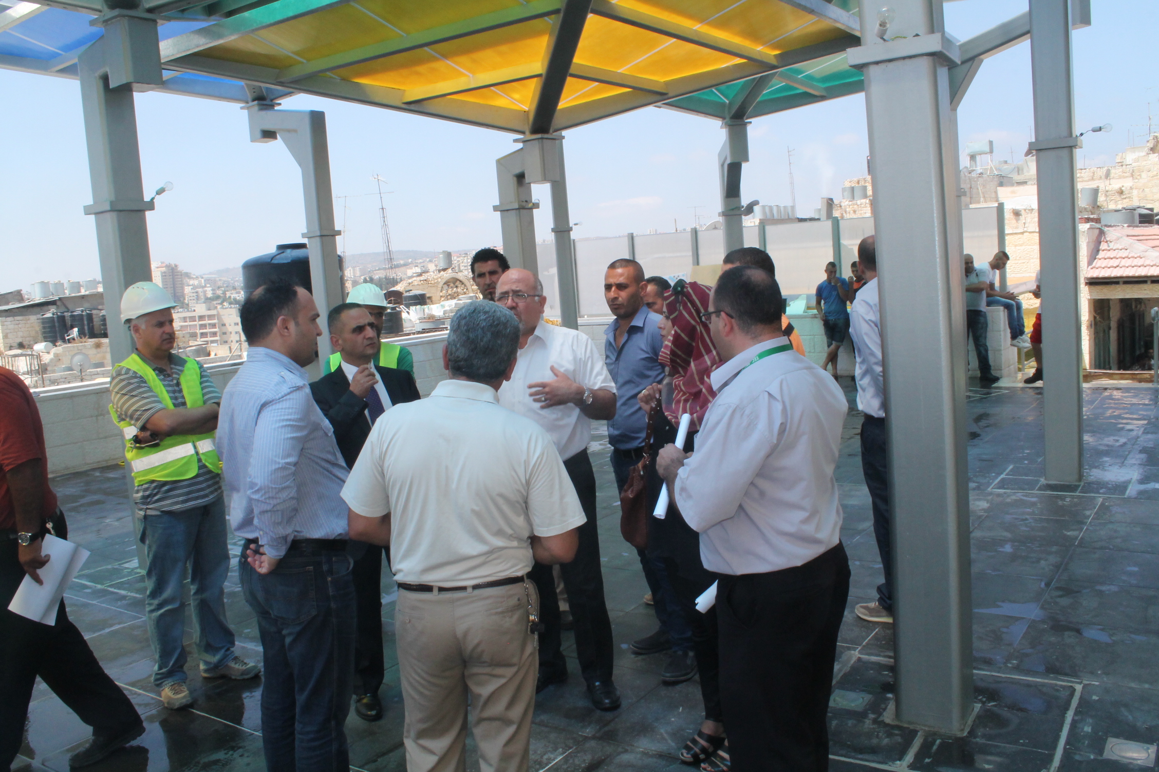 بلدية بيت لحم تبدي ملاحظاتها الهندسية لمؤسسة أنيرا  منفذة مشروع السوق تحضيرا  لإستلام مقاطع منه قريبا