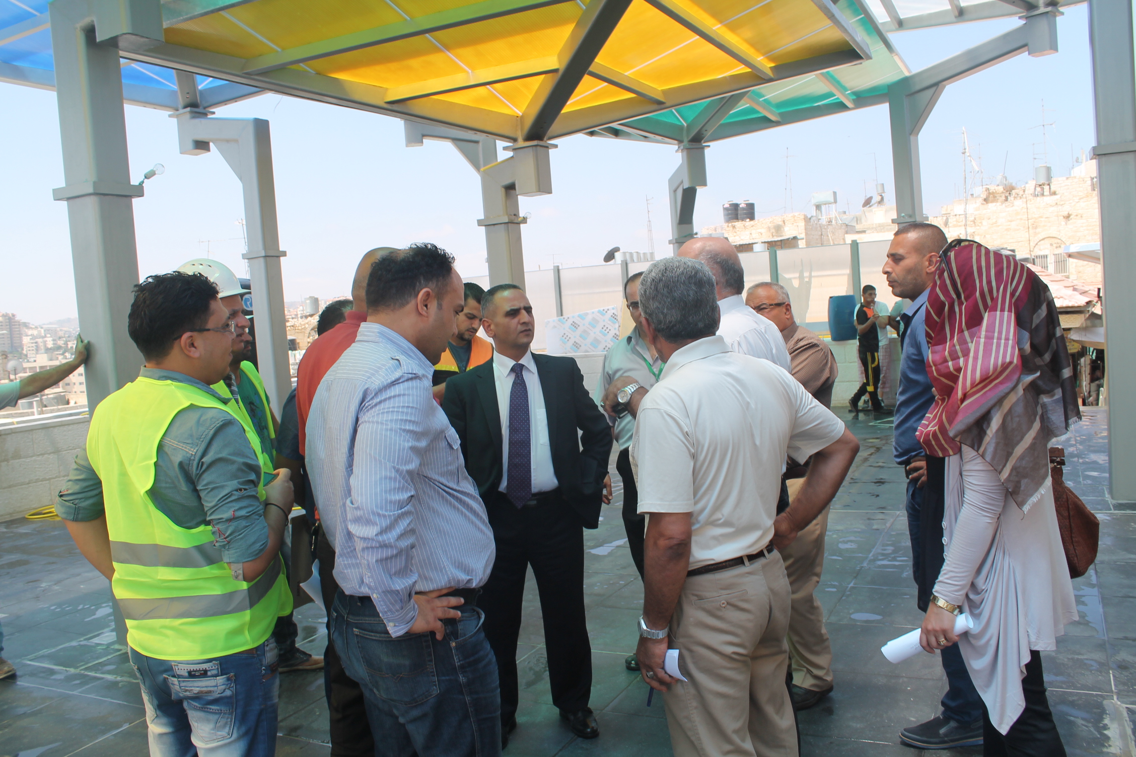 بلدية بيت لحم تبدي ملاحظاتها الهندسية لمؤسسة أنيرا  منفذة مشروع السوق تحضيرا  لإستلام مقاطع منه قريبا