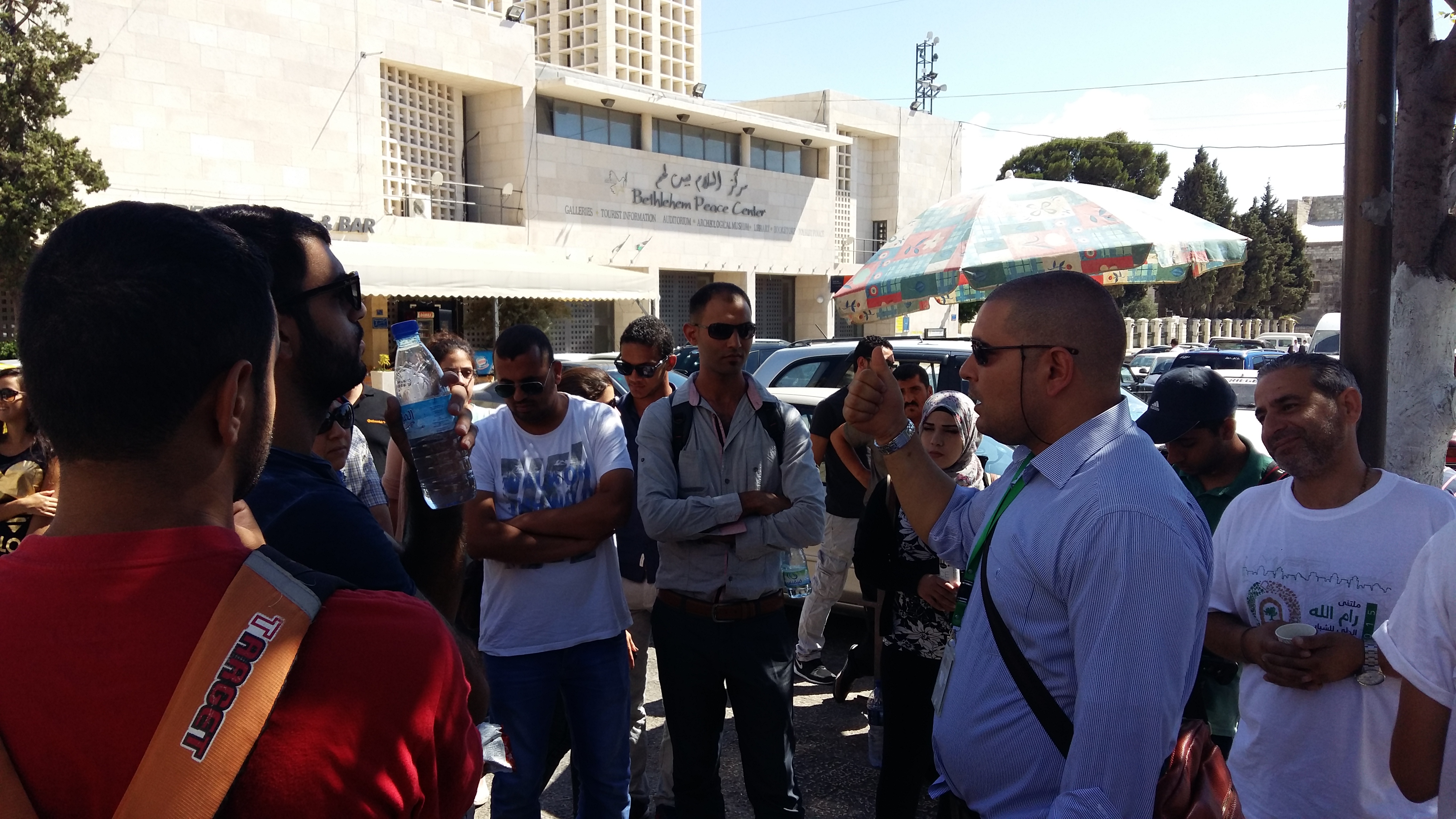 بلدية بيت لحم والمجلس الشبابي يستقبلون المشاركين في ملتقى رام الله الدولي 