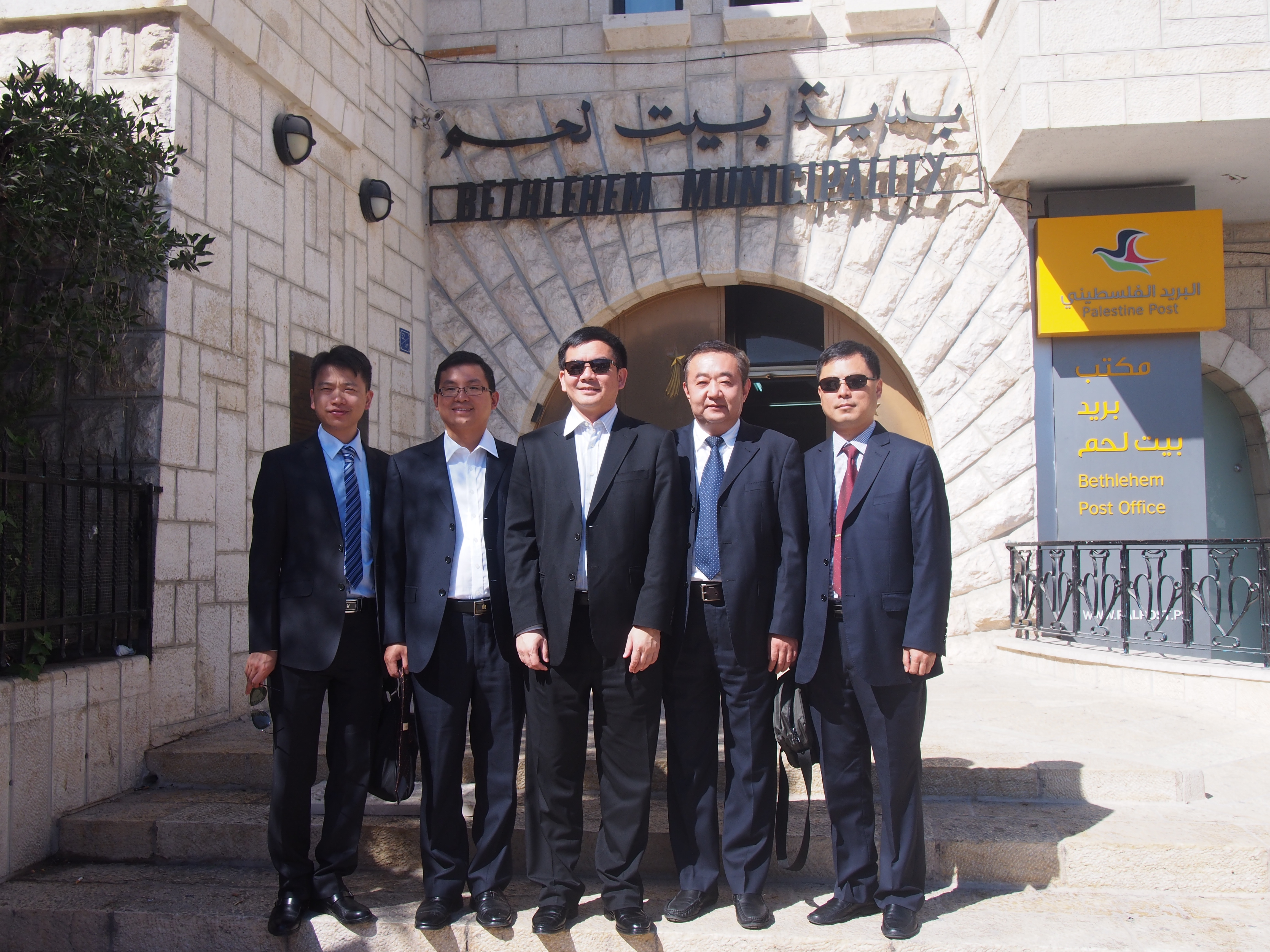 وفد من مدينة تشنغدو الصينية يزور بلدية بيت لحم بهدف تعزيز العلاقات والتبادل الثقافي