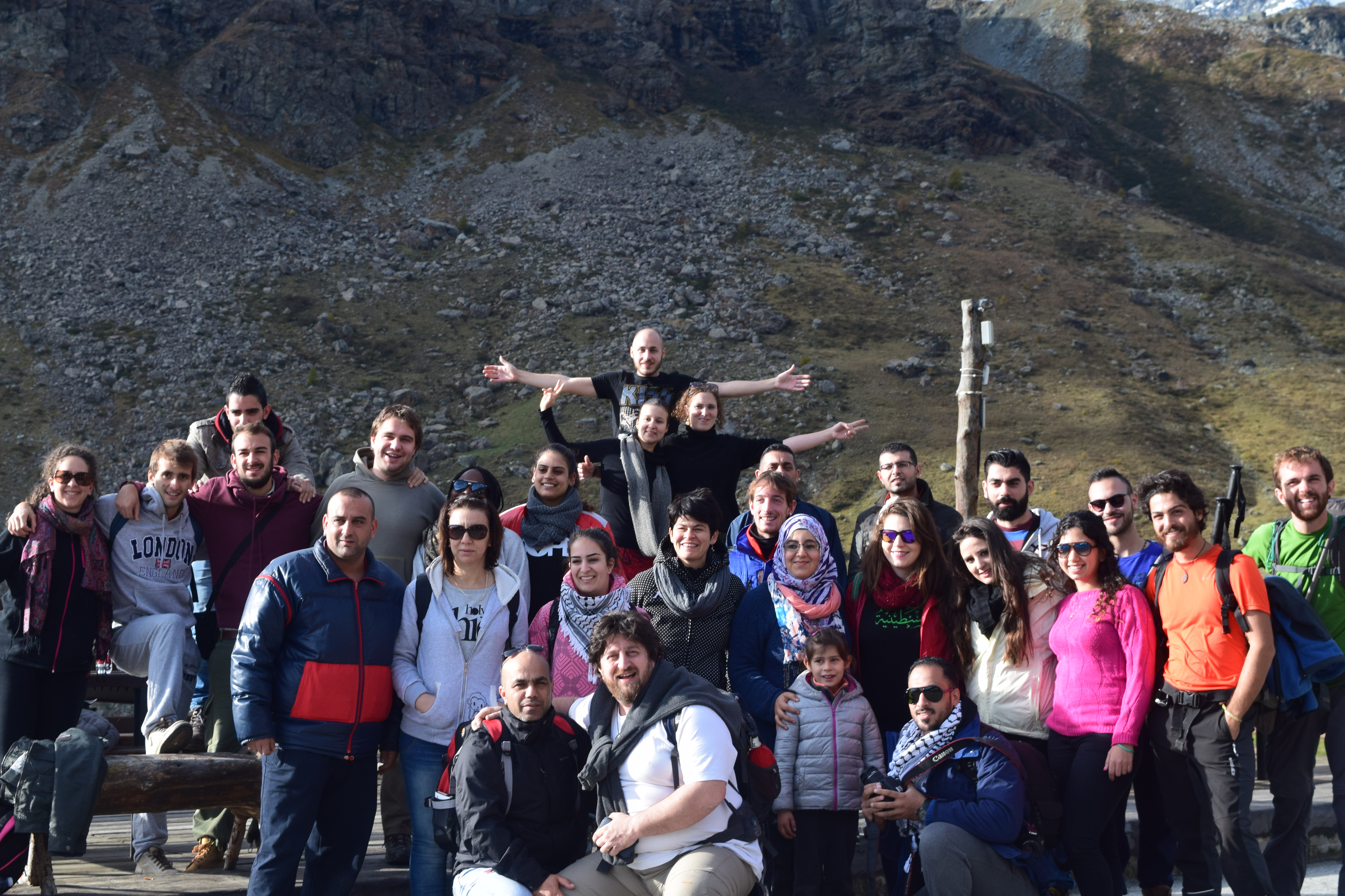 العلم الفلسطيني حاضر في المؤتمر الدولي الثالث للتنمية الإقتصادية المحلية في القصر الملكي في تورين من خلال وفد سلطة المياه والمجاري وبلدية بيت لحم بيت جالا بيت ساحور 
