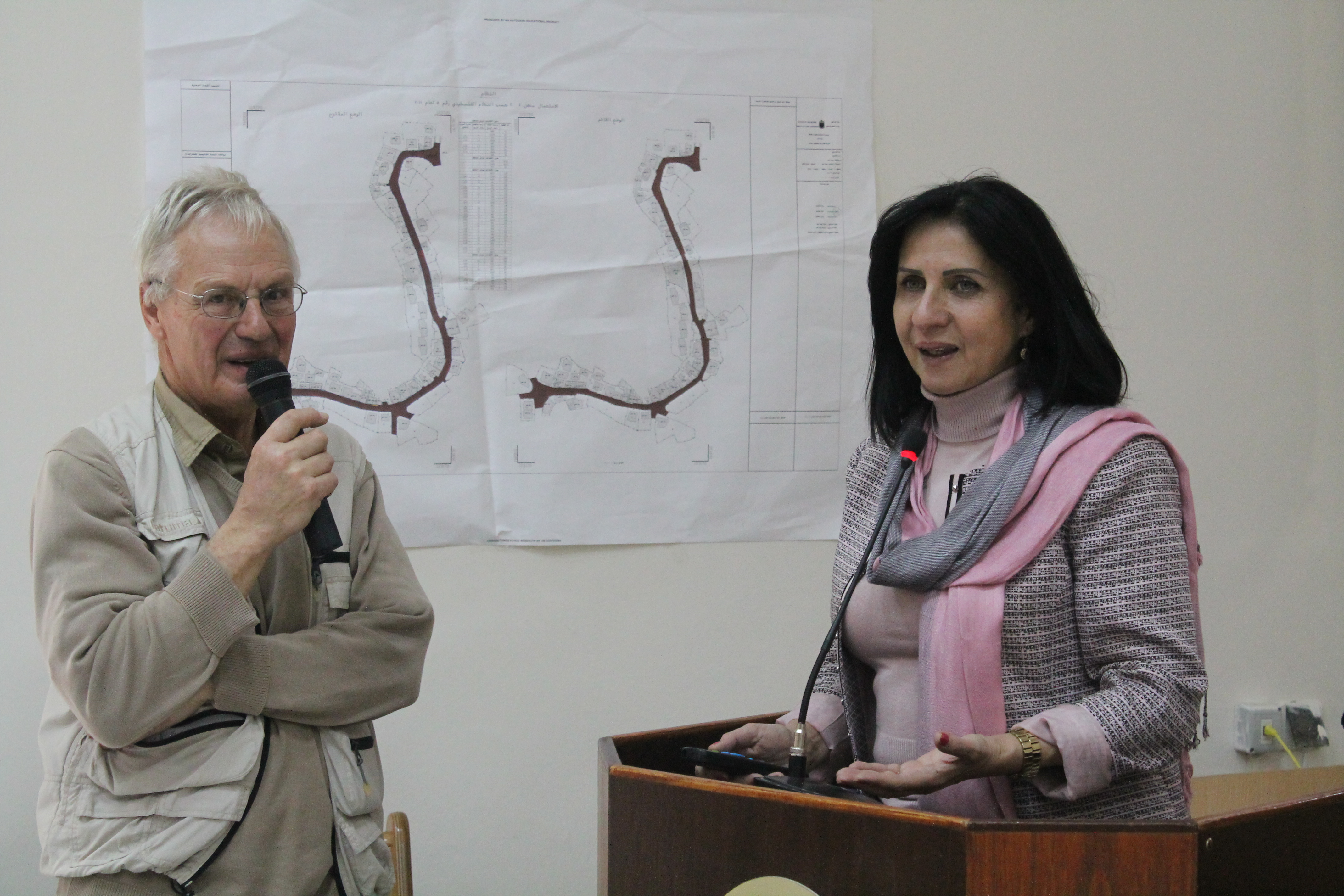 بابون تستقبل وفدين من بريطانيا وفرنسا وتنقل لهم واقع المدينة وأهم التحديات 