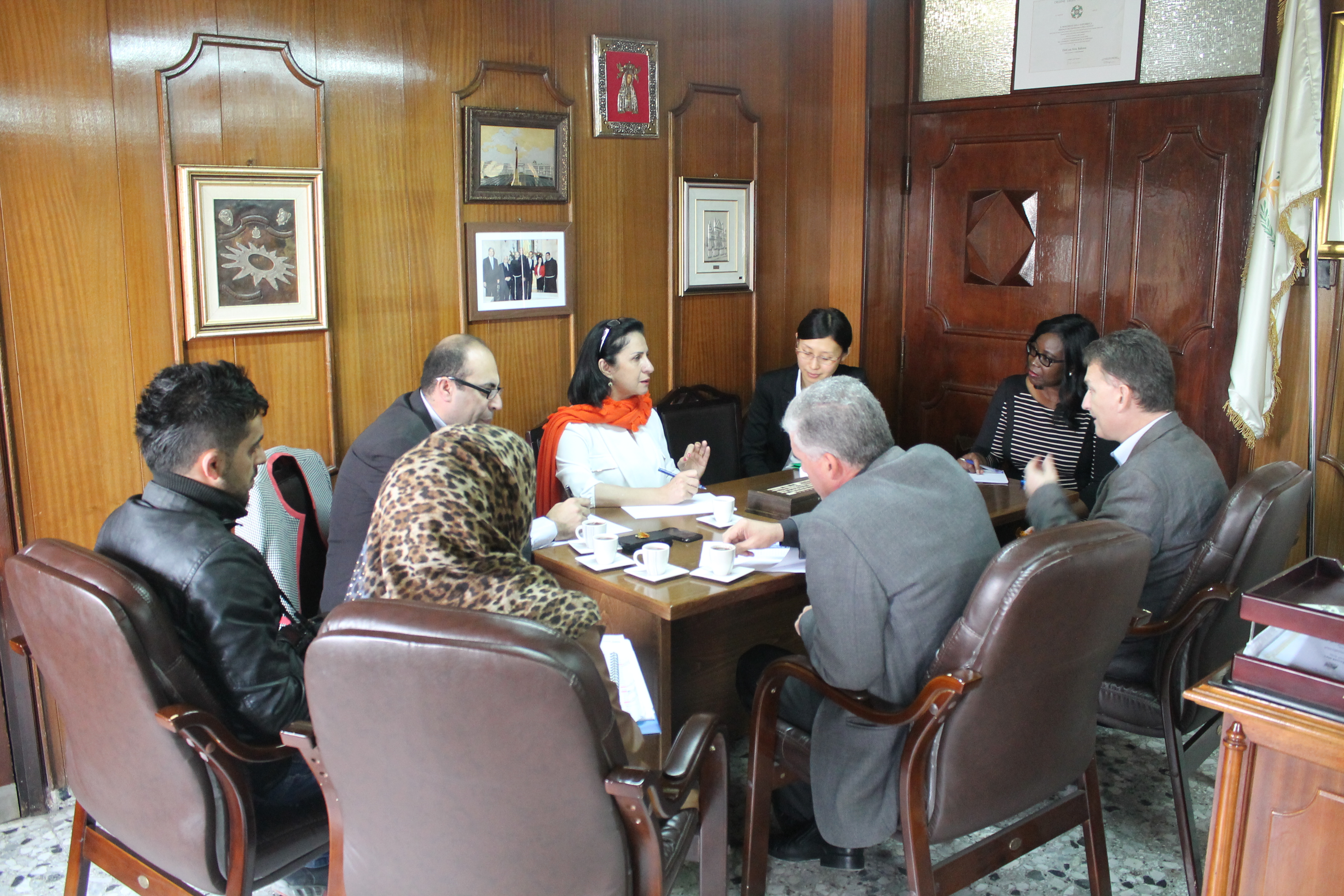  في سبيل تحقيق ادارة أكثر إستدامة في قطاع النفايات  وفد البنك الدولي يلتقي بابون في دار بلدية بيت لحم