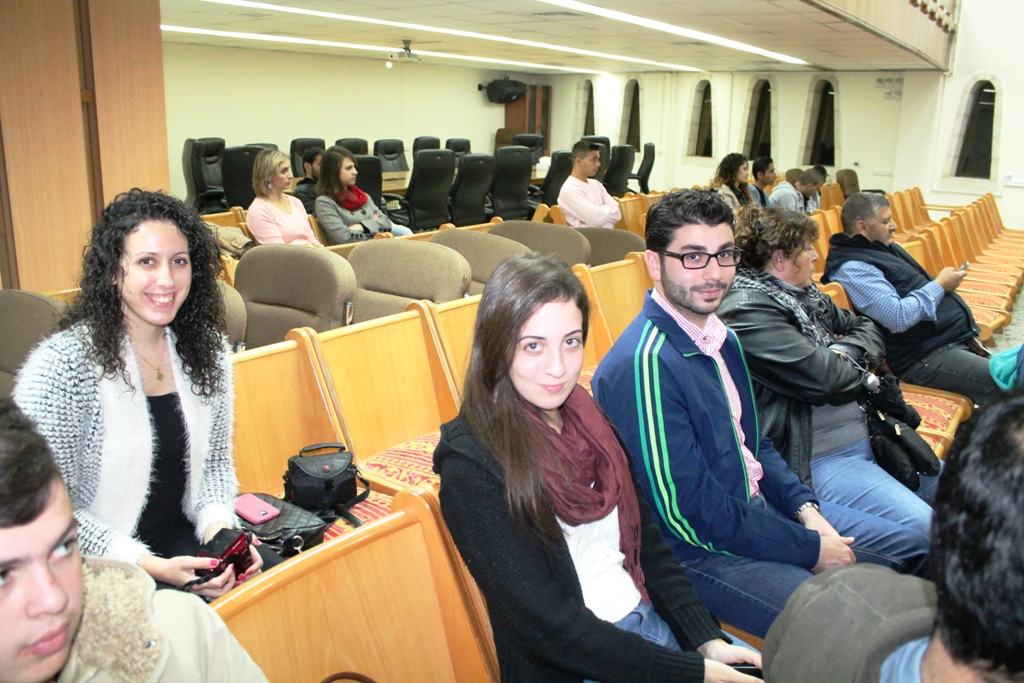 ضمن زيارتهم السنوية إلى بيت لحم لترسيخ العلاقات الثنائية وفد إسكتلندي يترأسه رئيس بلدية غلاسجو السابق يزور بلدية بيت لحم