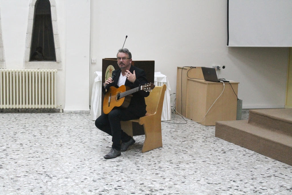 ضمن زيارتهم السنوية إلى بيت لحم لترسيخ العلاقات الثنائية وفد إسكتلندي يترأسه رئيس بلدية غلاسجو السابق يزور بلدية بيت لحم