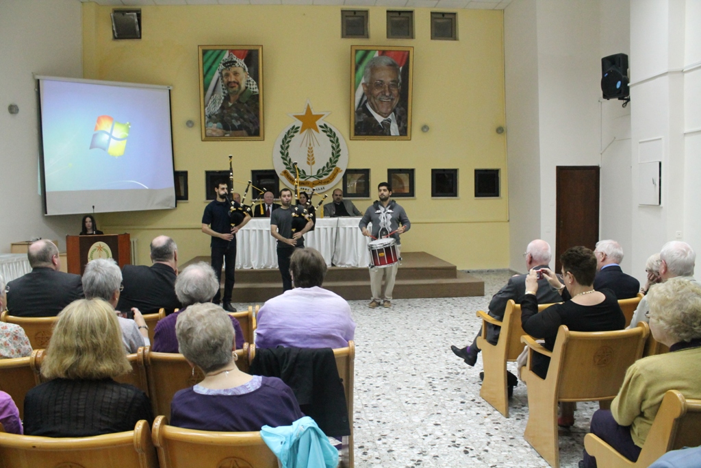 ضمن زيارتهم السنوية إلى بيت لحم لترسيخ العلاقات الثنائية وفد إسكتلندي يترأسه رئيس بلدية غلاسجو السابق يزور بلدية بيت لحم