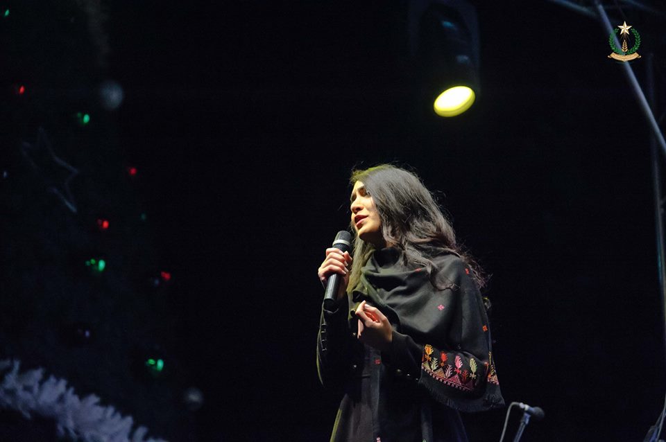 الاحتفال بإضاءة شجرة الميلاد في مدينة بيت لحم