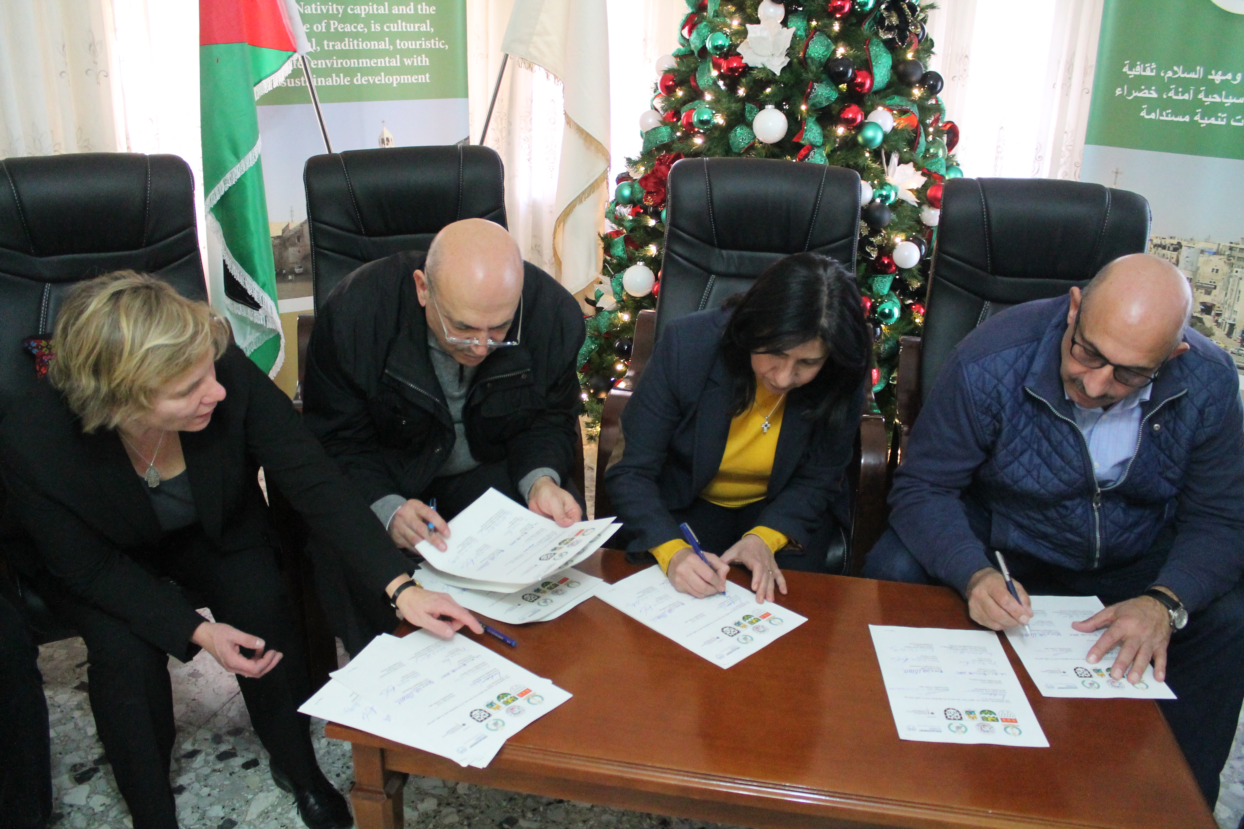 بلدية بيت لحم، وبيت جالا، وبيت ساحور توقعان مذكرة تفاهم مع بلديات ألمانية تربطهما علاقة توأمة سابقة 