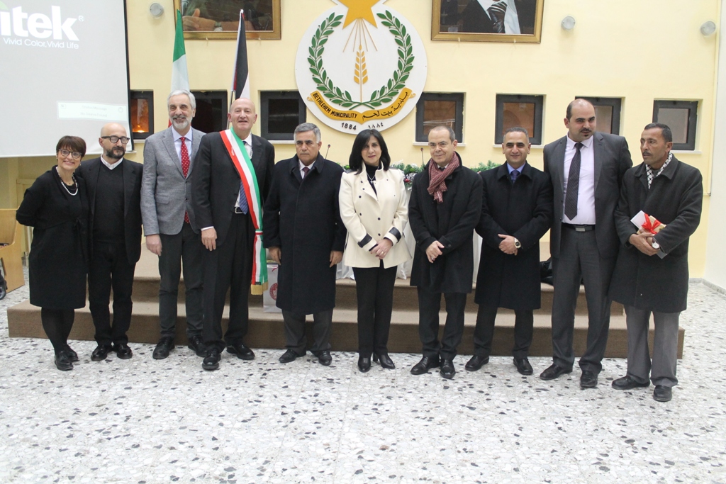 بلدية بيت لحم تطلق مجموعة من مشاريعها  الممولة من الحكومة الإيطالية من خلال  برنامج دعم البلديات الفلسطينية ومن بينها حوش السريان والمدبسة