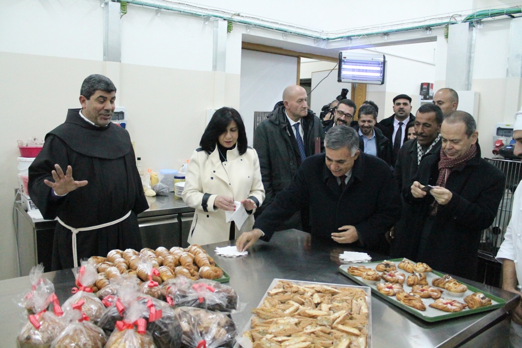 بلدية بيت لحم تطلق مجموعة من مشاريعها  الممولة من الحكومة الإيطالية من خلال  برنامج دعم البلديات الفلسطينية ومن بينها حوش السريان والمدبسة