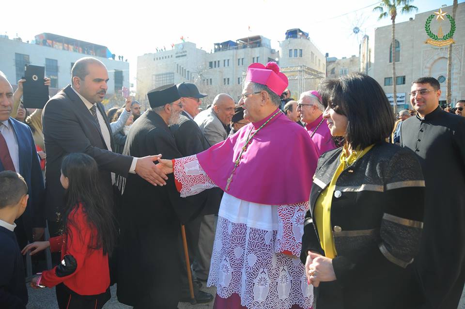 24-12-2015 إستقبال غبطة البطريرك فؤاد طوال والأمسية الميلادية 