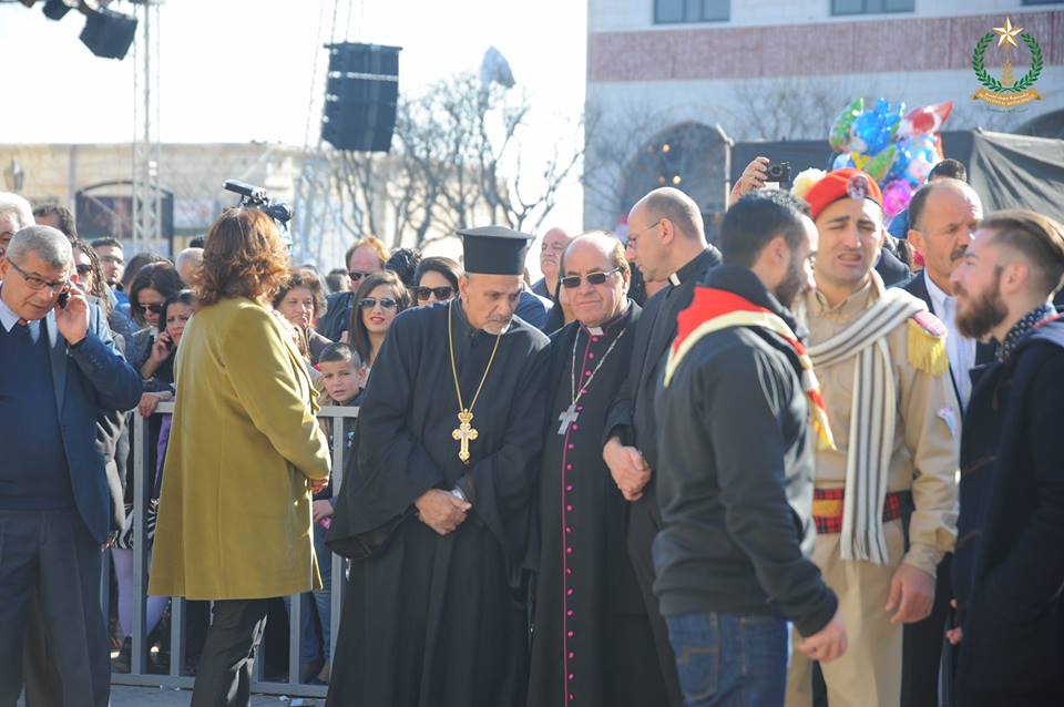 24-12-2015 إستقبال غبطة البطريرك فؤاد طوال والأمسية الميلادية 