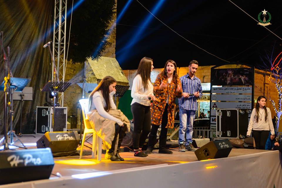 24-12-2015 إستقبال غبطة البطريرك فؤاد طوال والأمسية الميلادية 