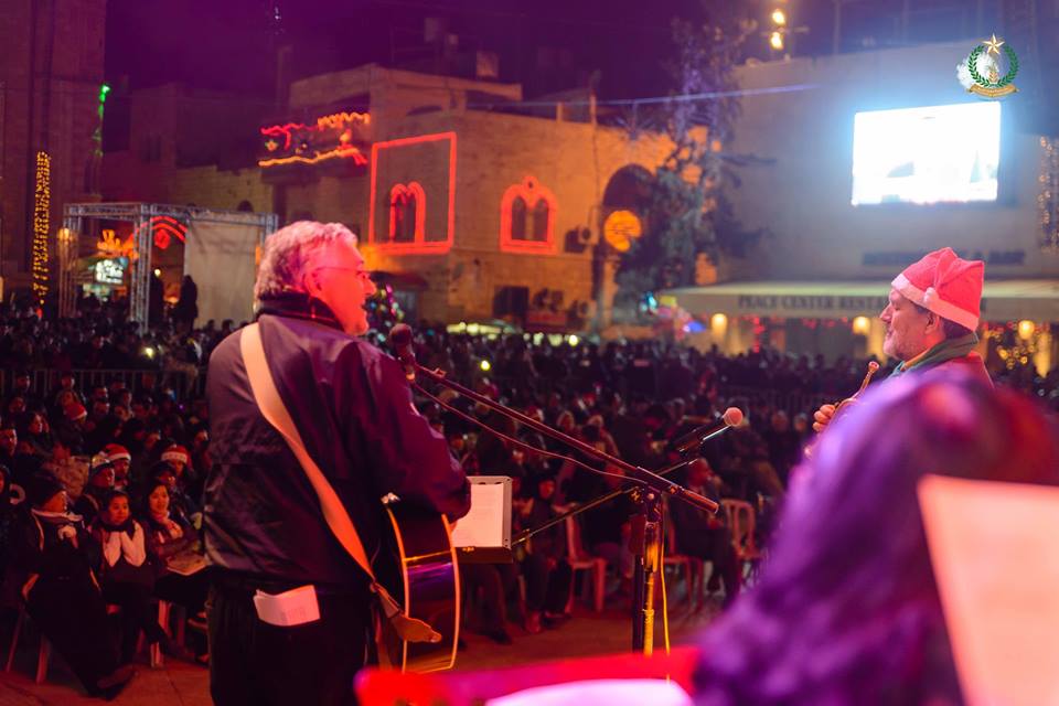 24-12-2015 إستقبال غبطة البطريرك فؤاد طوال والأمسية الميلادية 