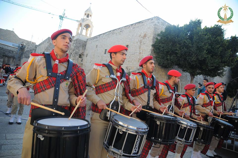 24-12-2015 إستقبال غبطة البطريرك فؤاد طوال والأمسية الميلادية 