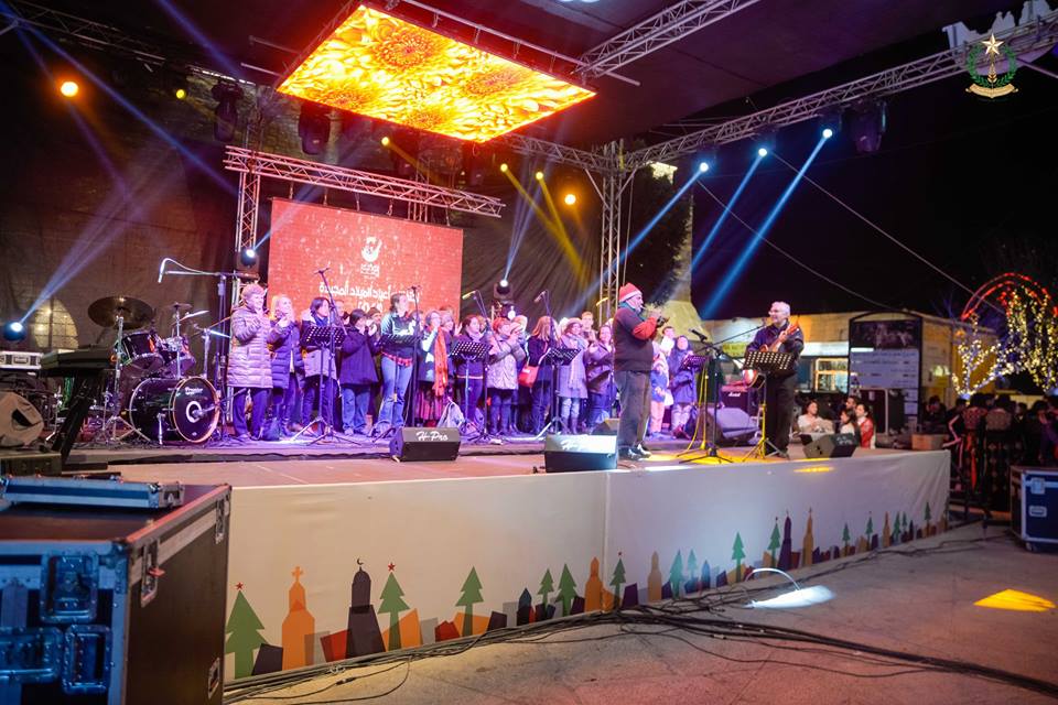 24-12-2015 إستقبال غبطة البطريرك فؤاد طوال والأمسية الميلادية 