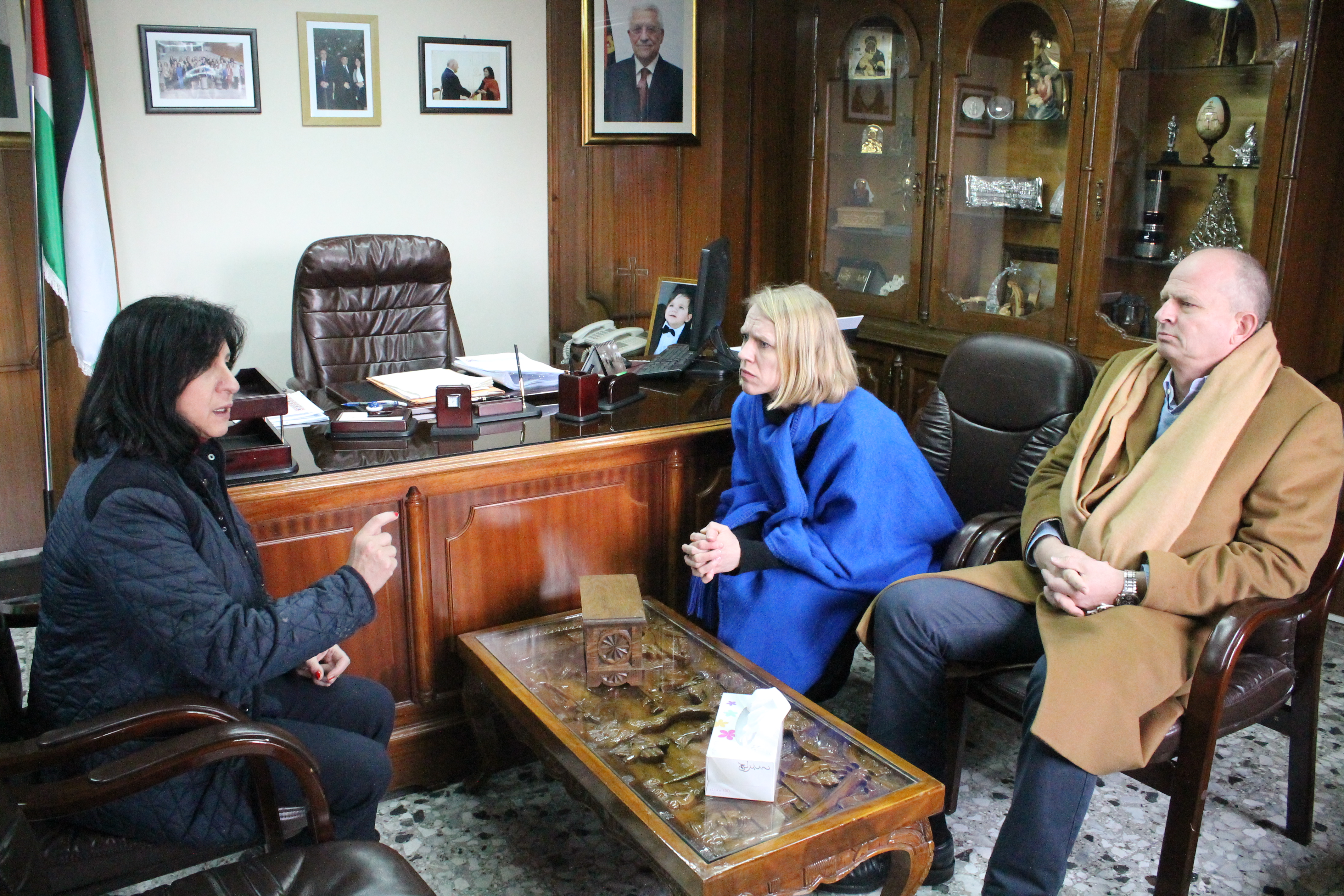  رئيسة بلدية بيت لحم تستقبل رئيسة لجنة الشؤون الخارجية والدفاع النرويجية وممثل النرويج في فلسطين  