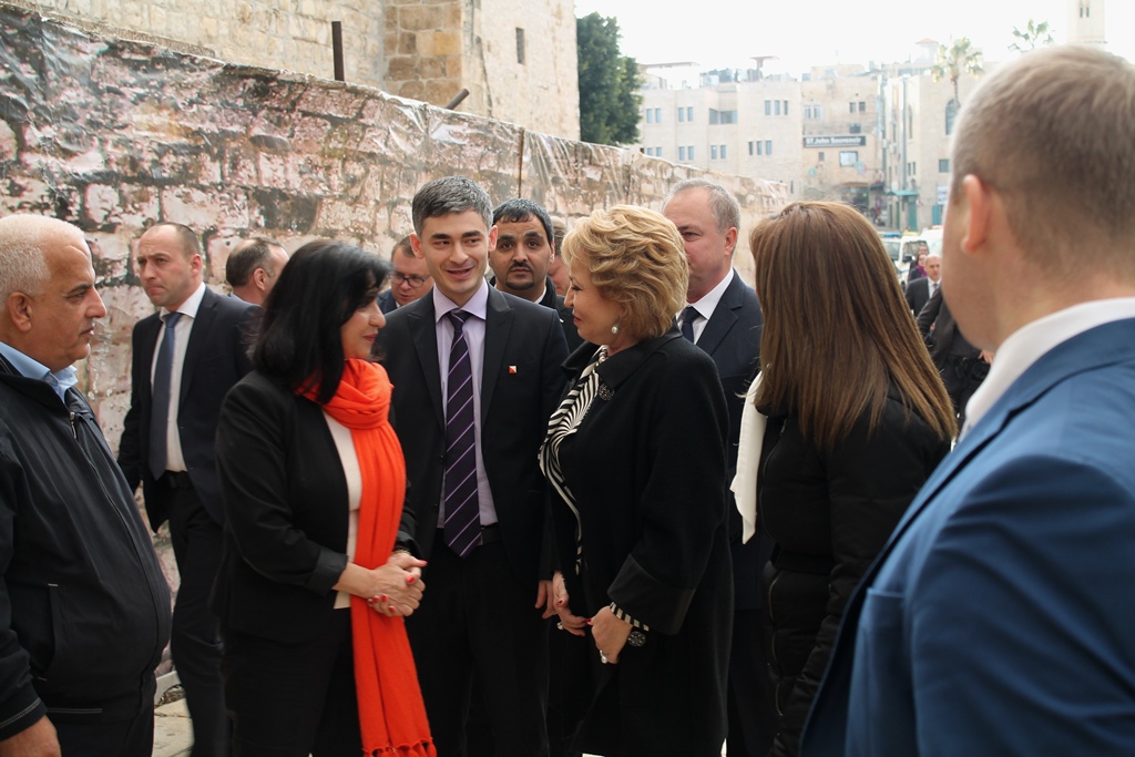 رئيسة بلدية بيت لحم تشارك في إستقبال رئيسة مجلس الشيوخ الروسي وتشكر بلادها على دعم المشاريع في بيت لحم 