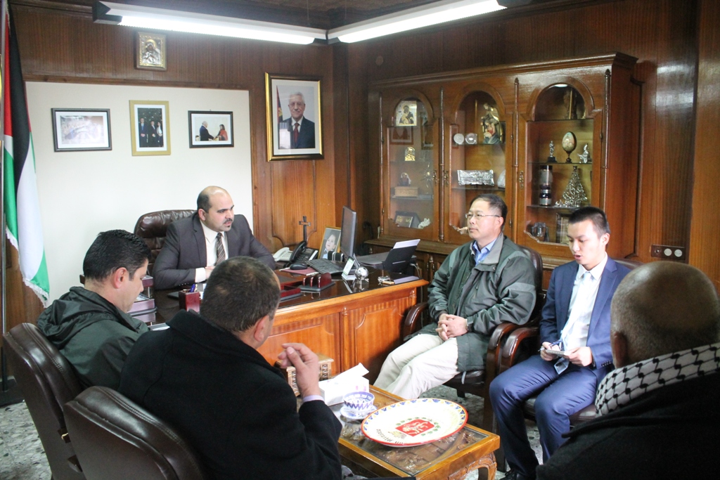 نائب رئيسة بلدية بيت لحم يستقبل مستشار وزارة الثقافة الصينية بهدف دراسة آفاق التعاون المشترك 