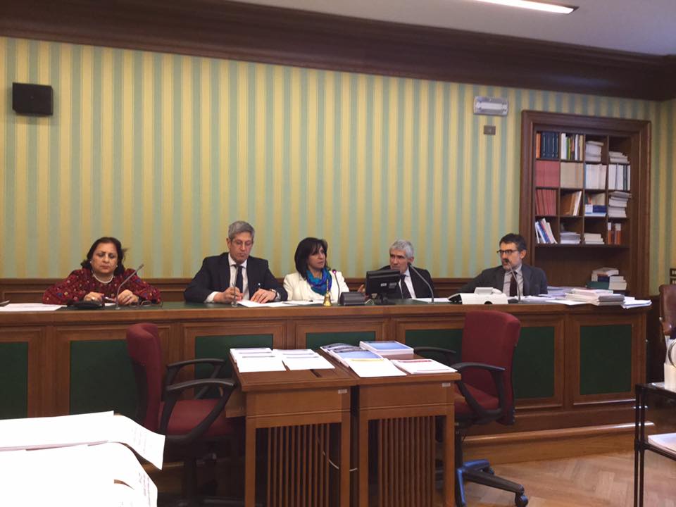 خلال جولتها في إيطاليا بابون تلتقي بعدد من الشخصيات الإيطالية وتُكَرم بجائزة كيارة لوبيك لدورها الرائد في المحافظة على قيم السلام