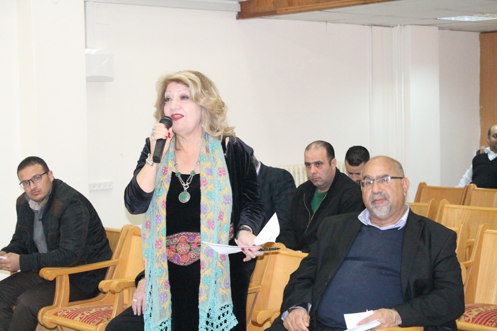 بلدية بيت لحم تنظم لقاءً جماهيراً لعرض قضية محطة الباصات المركزية على مواطني ومؤسسات المدينة  