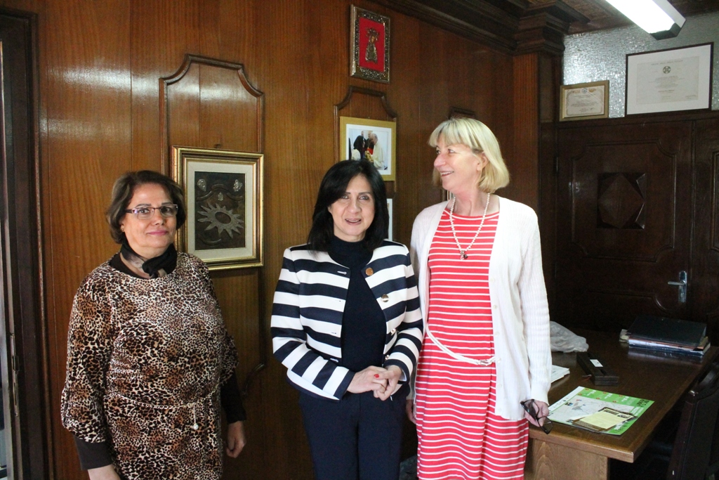  رئيسة بلدية بيت لحم ونائبها يلتقيان بوفد دنماركي من الحزب الديمقراطي بحضور مفوضية العلاقات الدولية والقواسمي